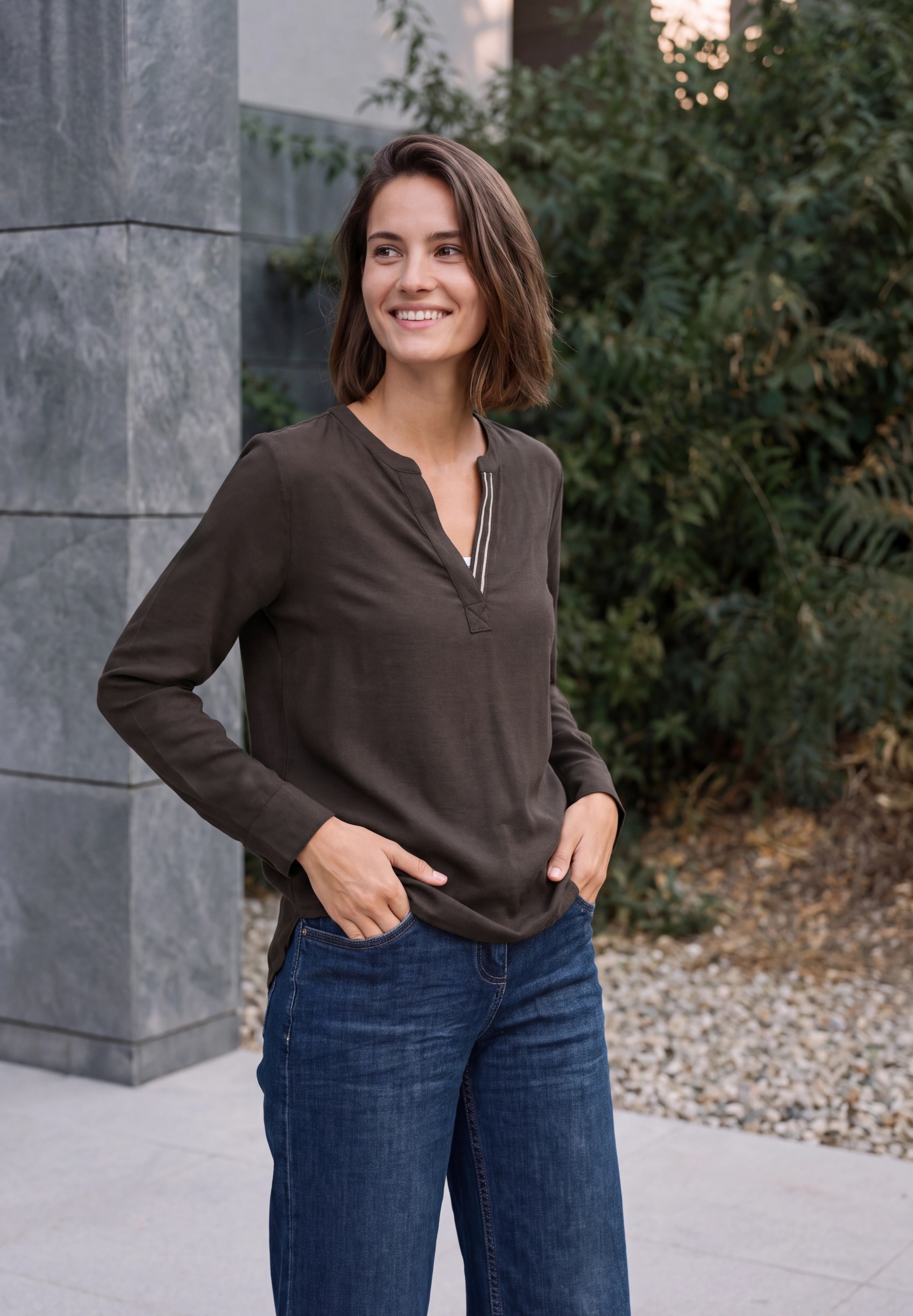 Image of Cecil Schlupfbluse Tunika mit Split Neck und Tape