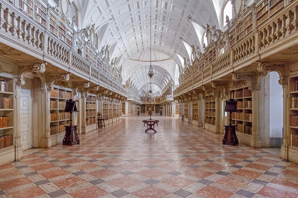 Image of Papermoon Fototapete »Bibliothek«, Vliestapete, hochwertiger Digitaldruck, inklusive Kleister bei Ackermann Versand Schweiz