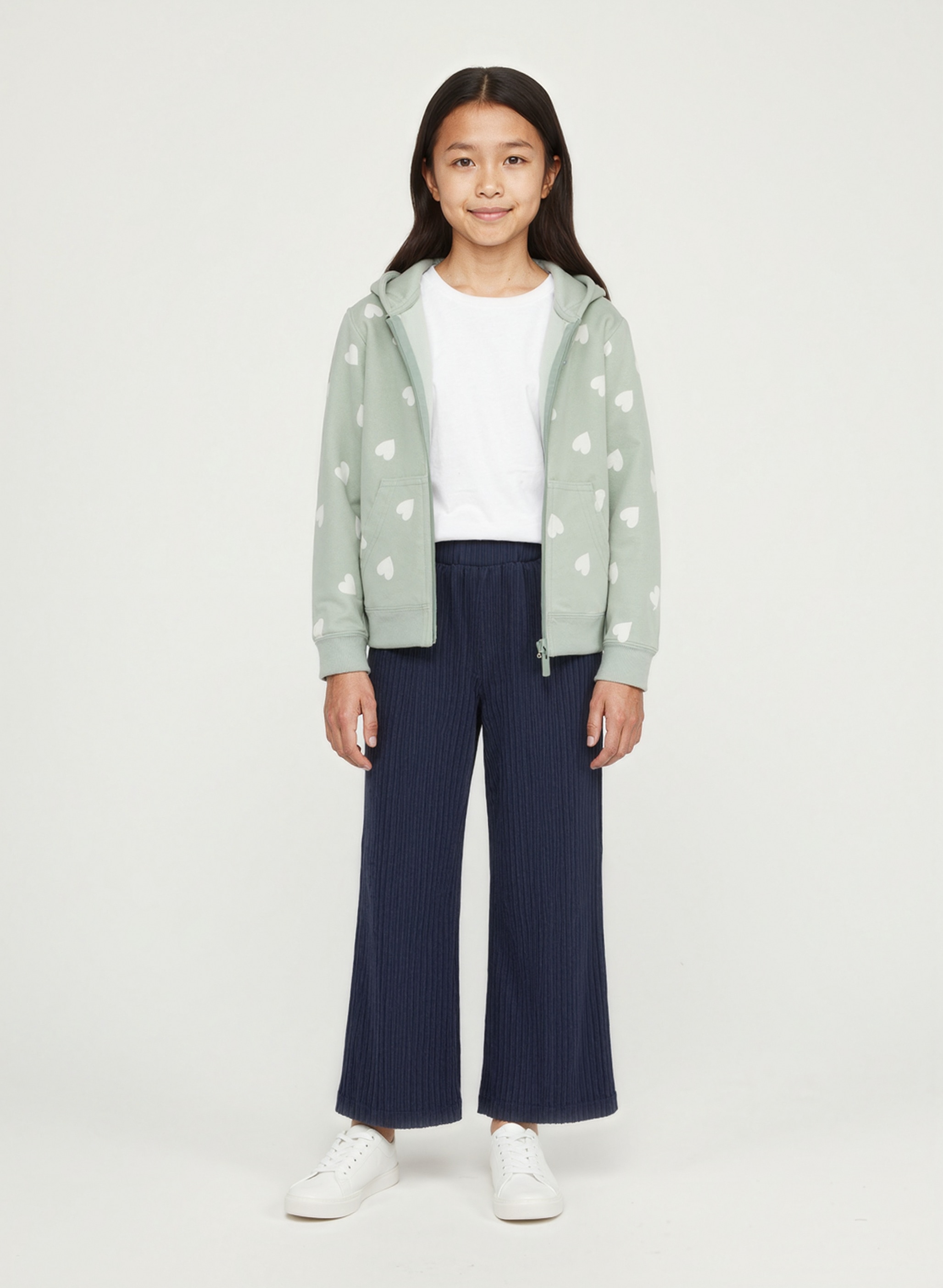 Blue Seven Sweat à capuche im tollen Herzen-Alloverdruck