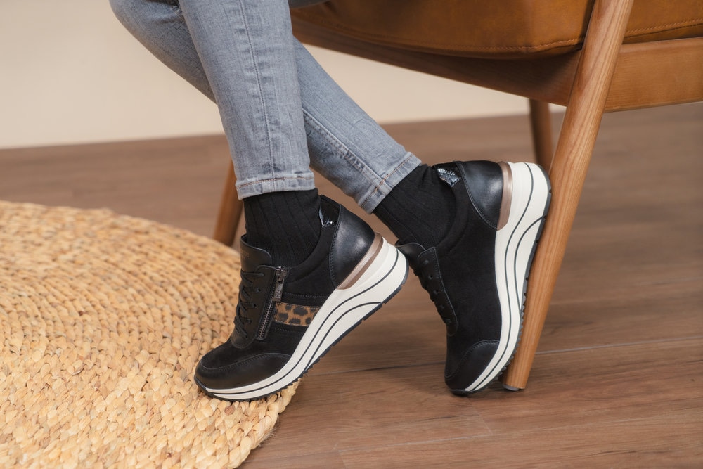 Remonte Baskets compensées  chaussure à lacets, chaussure basse, sneaker décontracté en version vegan