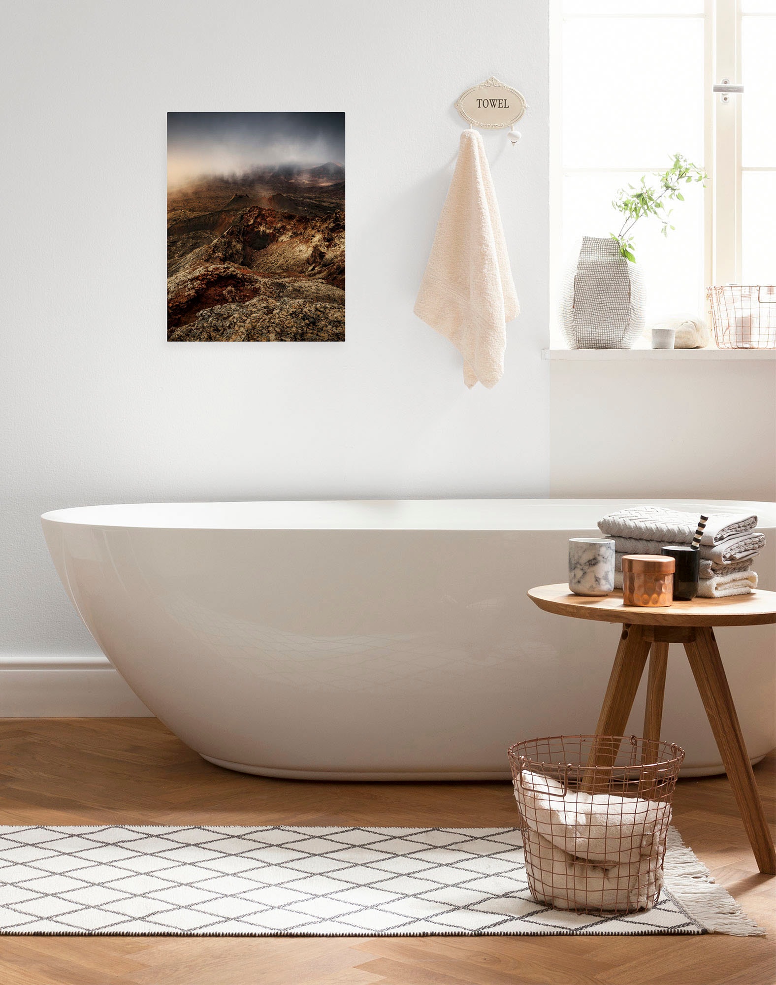 Image of Komar Leinwandbild "Down to Earth - Grösse 30 x 40 cm" Baum Berge Blumen Blätter Foto Jahreszeiten Landschaft Meer Natur Palmen Strand Packung, 1 Stk. tlg. Keilrahmenbild mi Echtholzrahmen