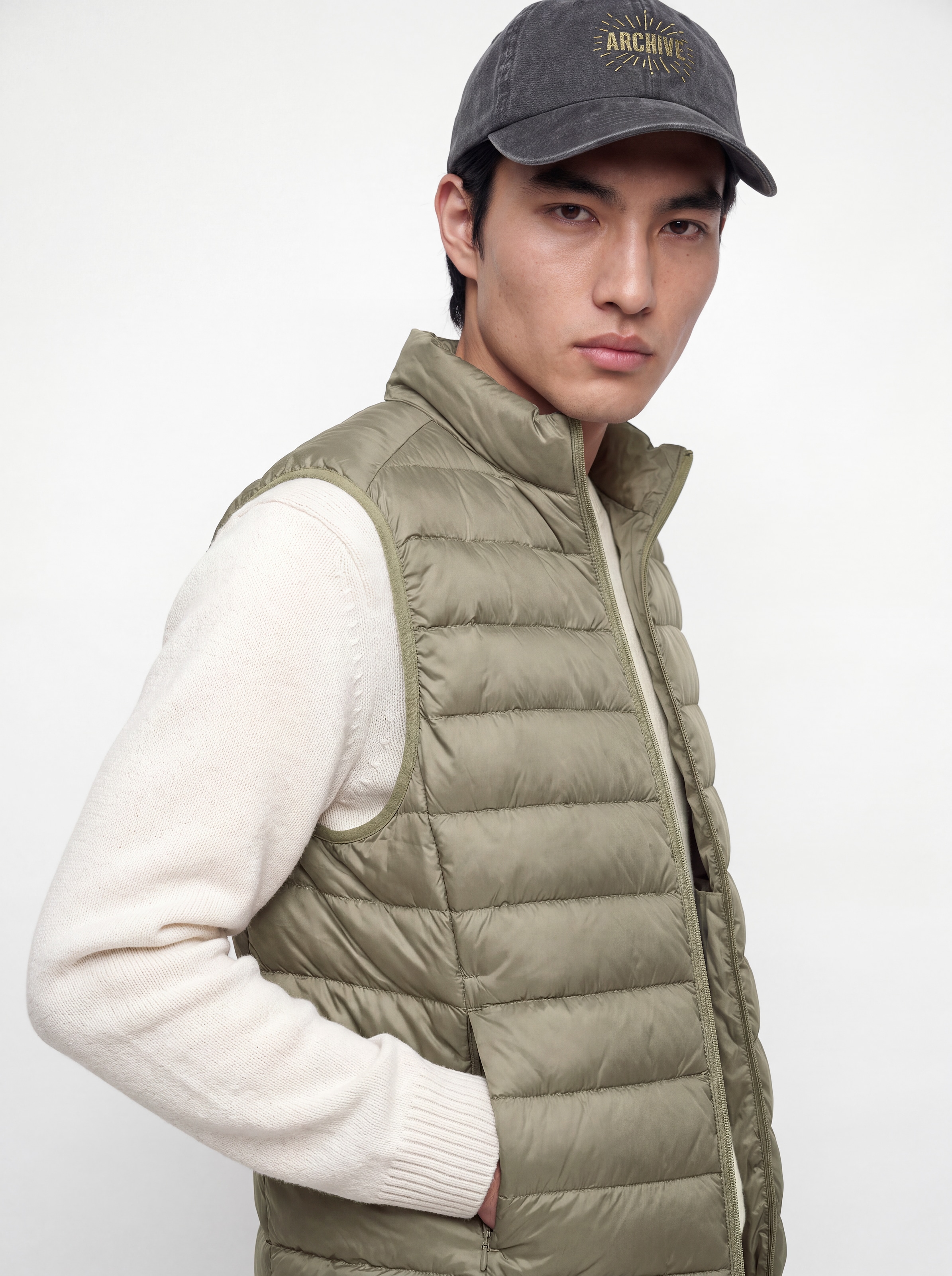 Jack & Jones Gilet matelassé »JJEBERG LIGHT DOWN BODYWARMER NOOS« fibre synthétique, coupe régulière
