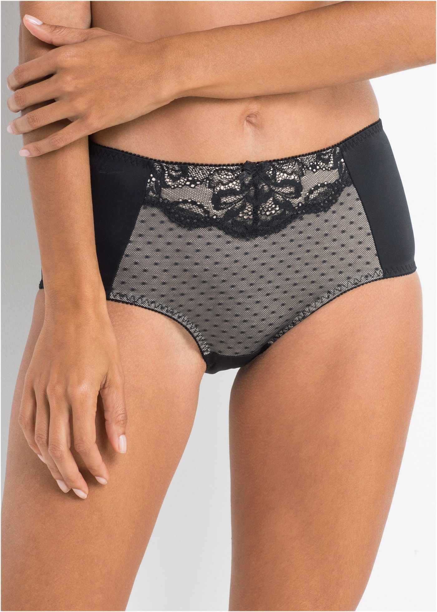 Image of bonprix Formslip mit Spitzen-Details, mit Futter aus Baumwolle