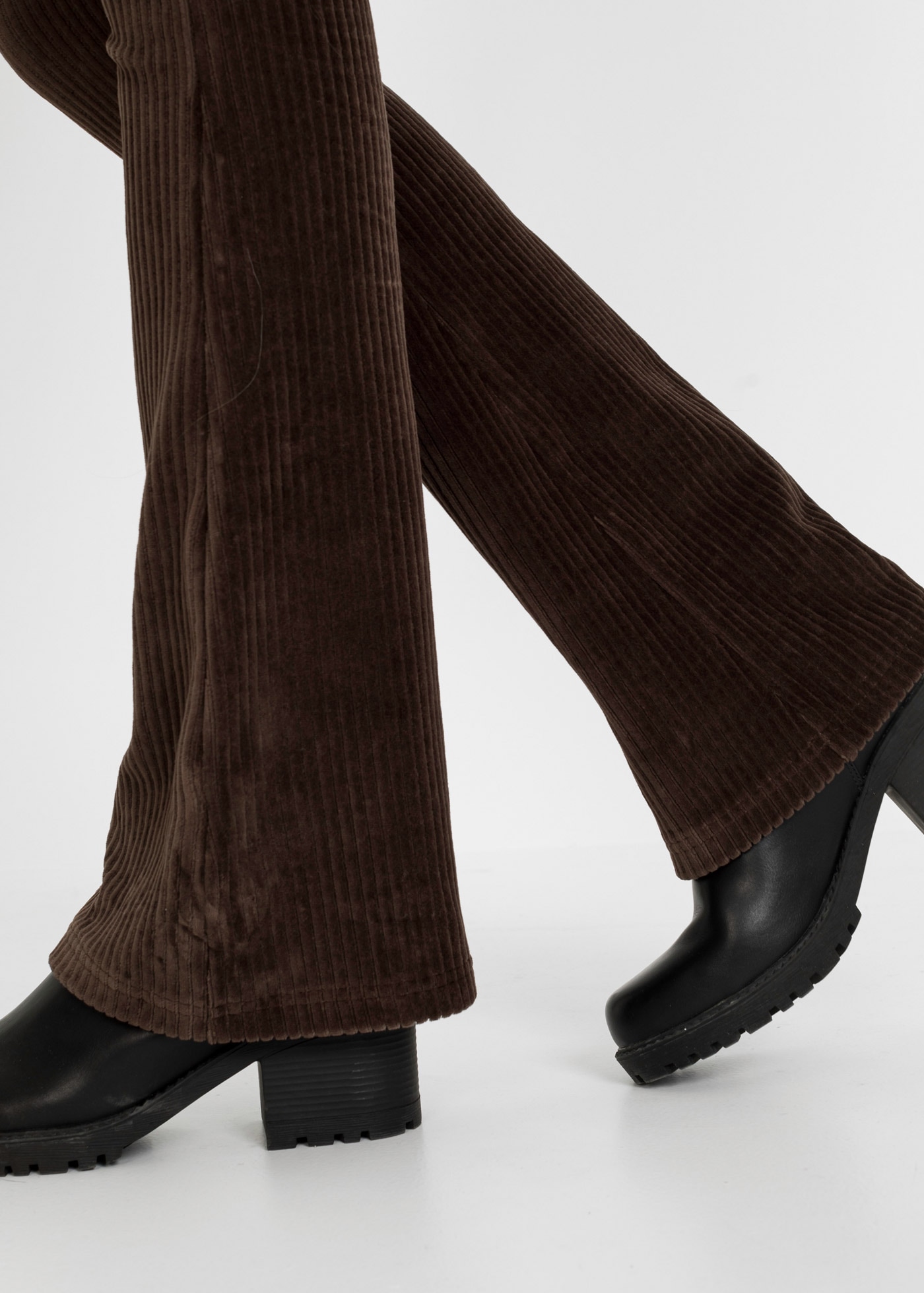 bonprix Leggings  mit Elasthan-Anteil, Skinny Fit, mit bequemem Gummibund