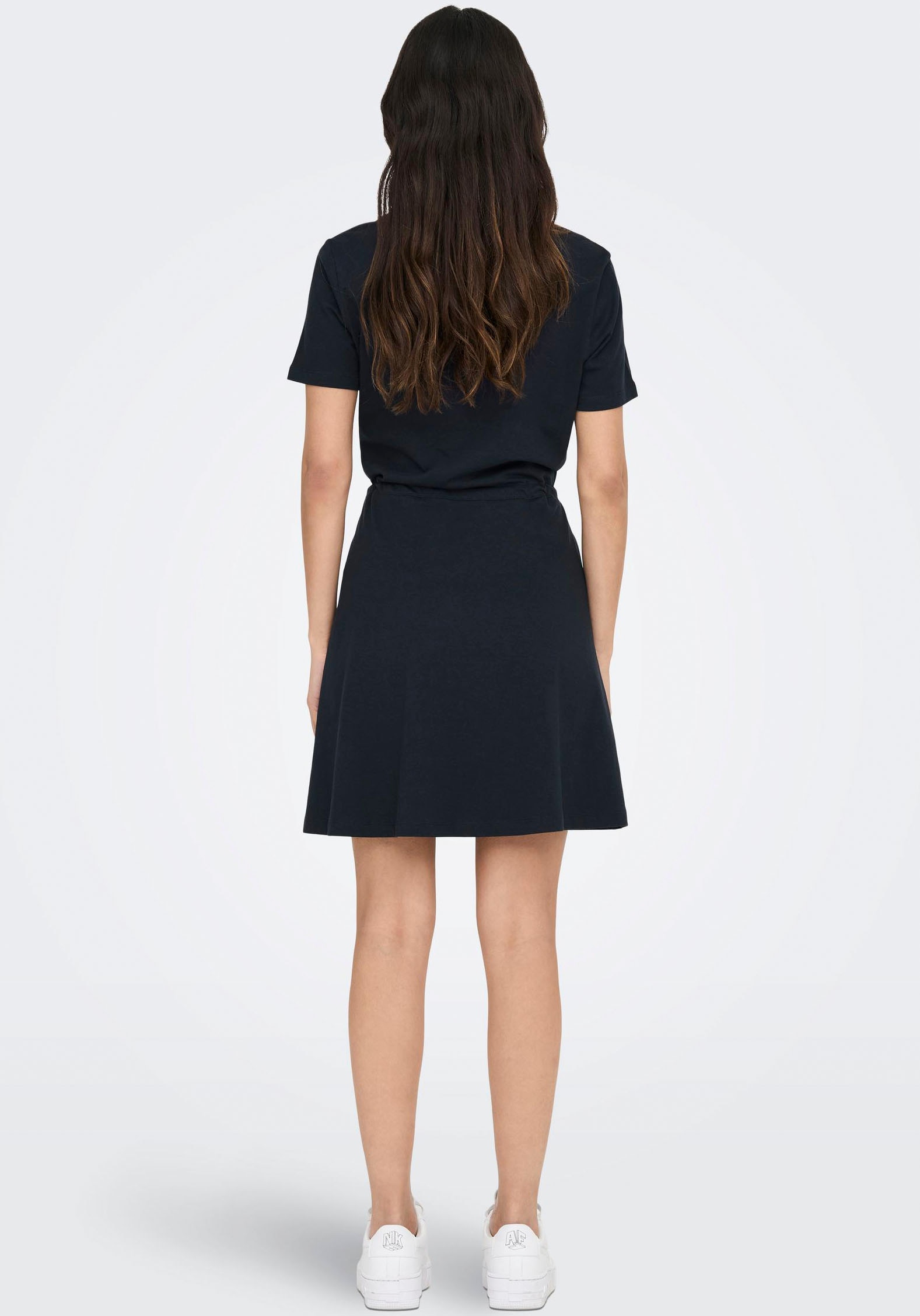 ♕ ONLY Minikleid »ONLMAY S/S DRESS SHORT versandkostenfrei JRS NOOS« V-NECK bestellen
