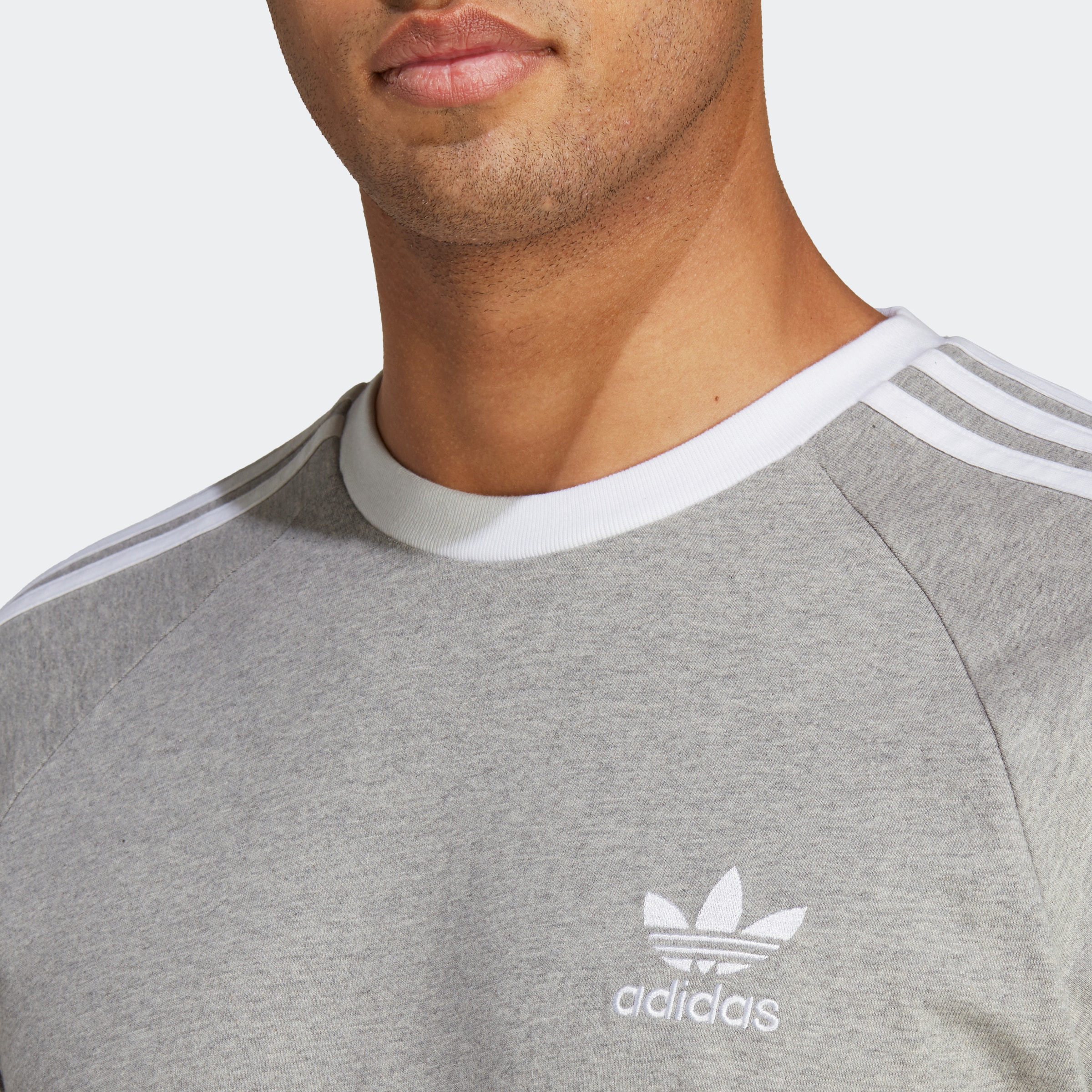 Finde adidas Originals T-Shirt »3-STRIPES auf TEE«