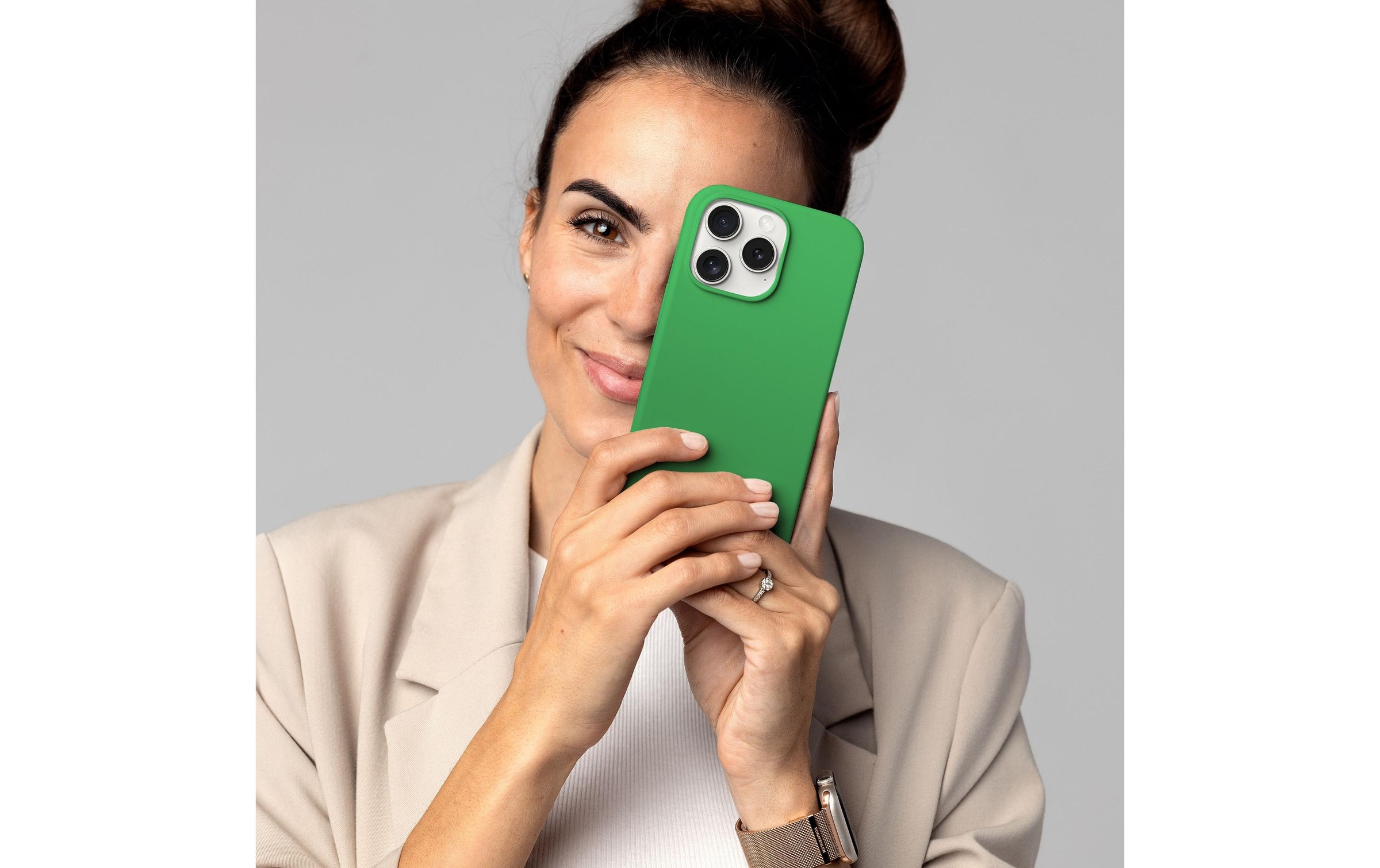 VONMÄHLEN Backcover »Soft Silicone iPhone 16 Pro«, iPhone 16 Pro