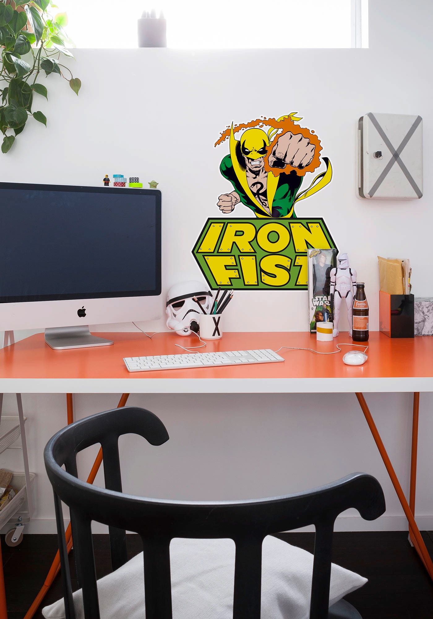 Komar Wandtattoo »Iron Fist Comic - Grösse 50 x 70 cm«, (1 St.), selbstklebend, Wandsticker, Kinderzimmer