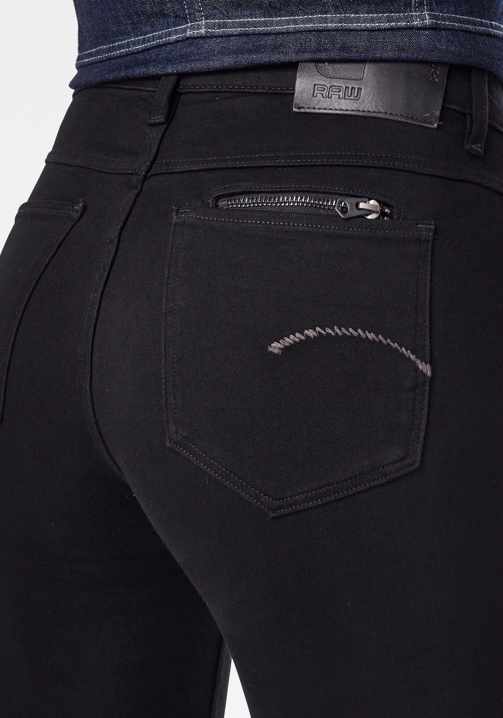 G-Star RAW Straight-Jeans »Noxer Straight«, mit Reissverschlusstasche über der Gesässtasche hinten