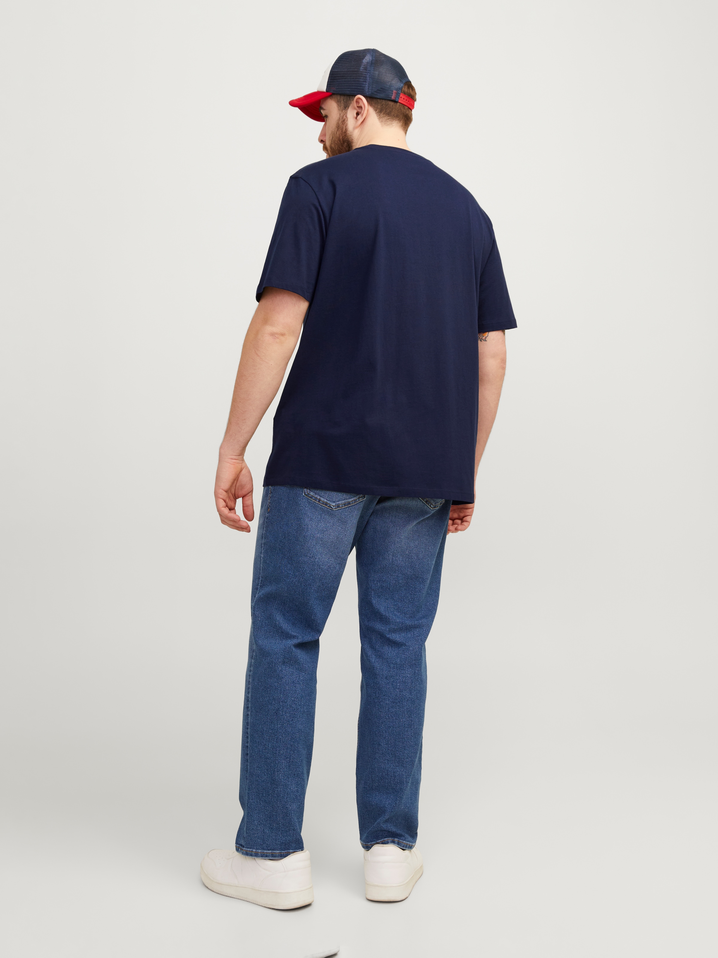 Jack & Jones PlusSize T-Shirt »JJEPAULOS TEE SS CREW NECK NOOS PLS«, mit Logo Stickerei
