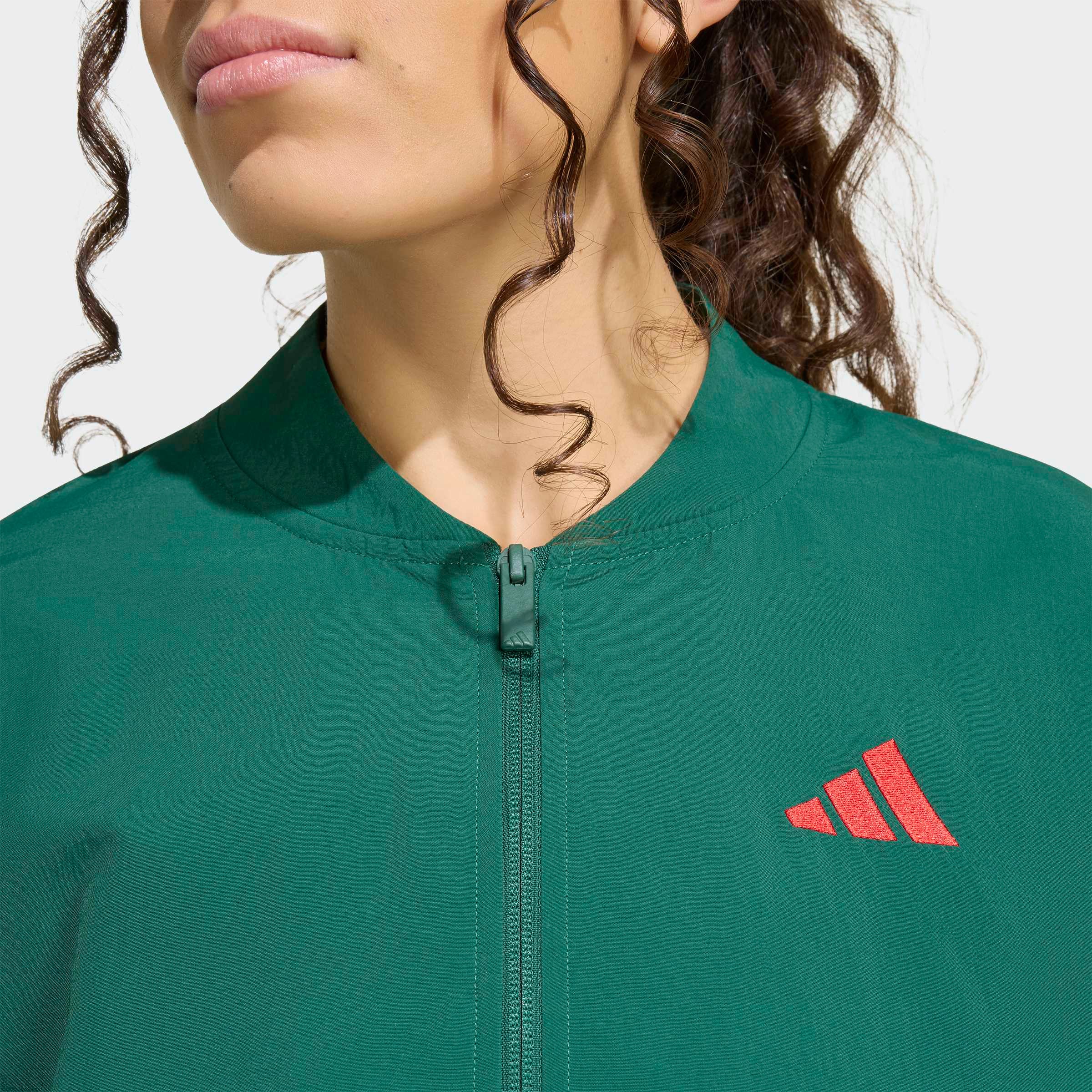adidas Sportswear Veste d'entraînement »ESSENTIALS WINDBREAKER, 3-STREIFEN, GEWEBT«