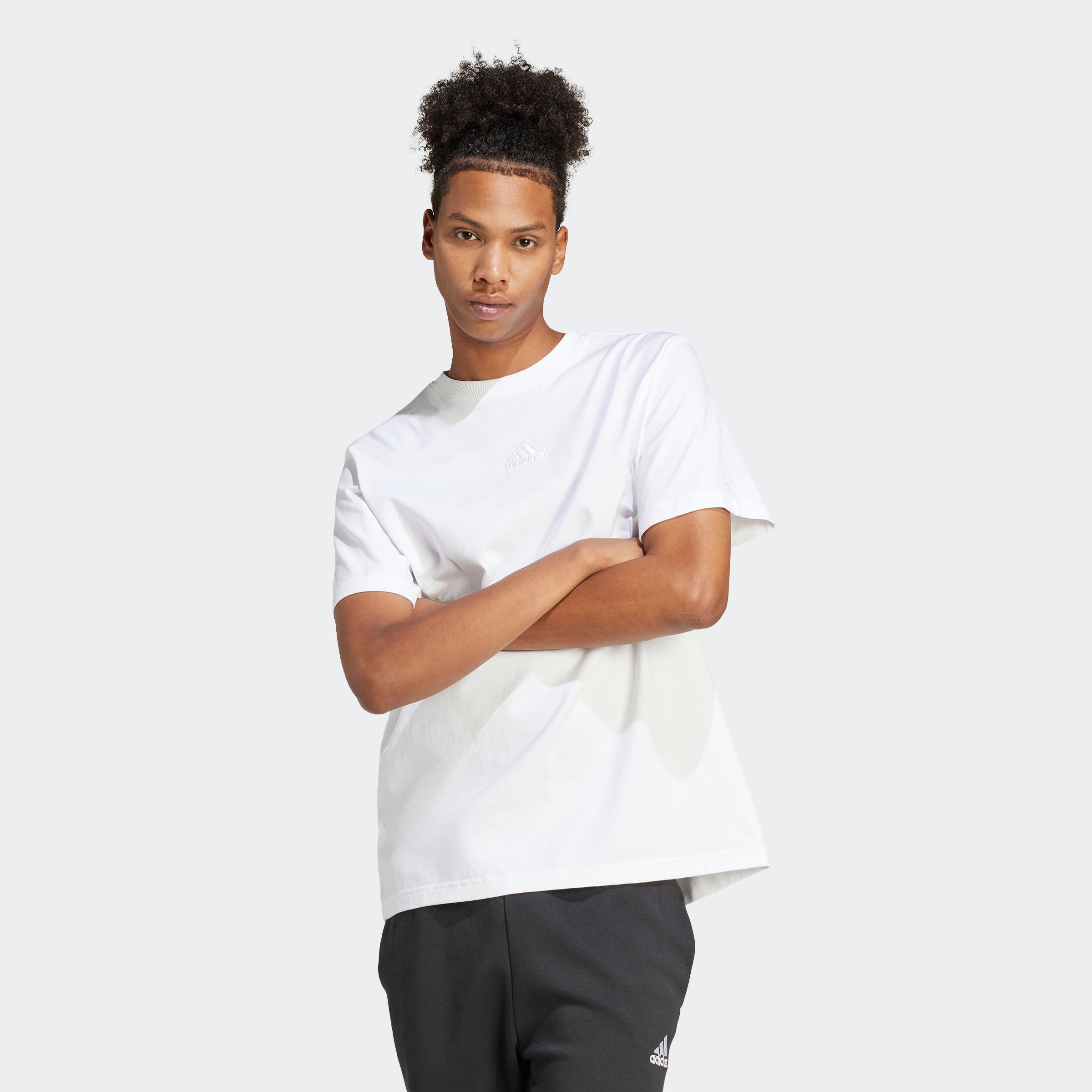 Image of adidas Sportswear T-Shirt "M ALL SZN G T" Grafik als Schaumprint auf der Rückseite