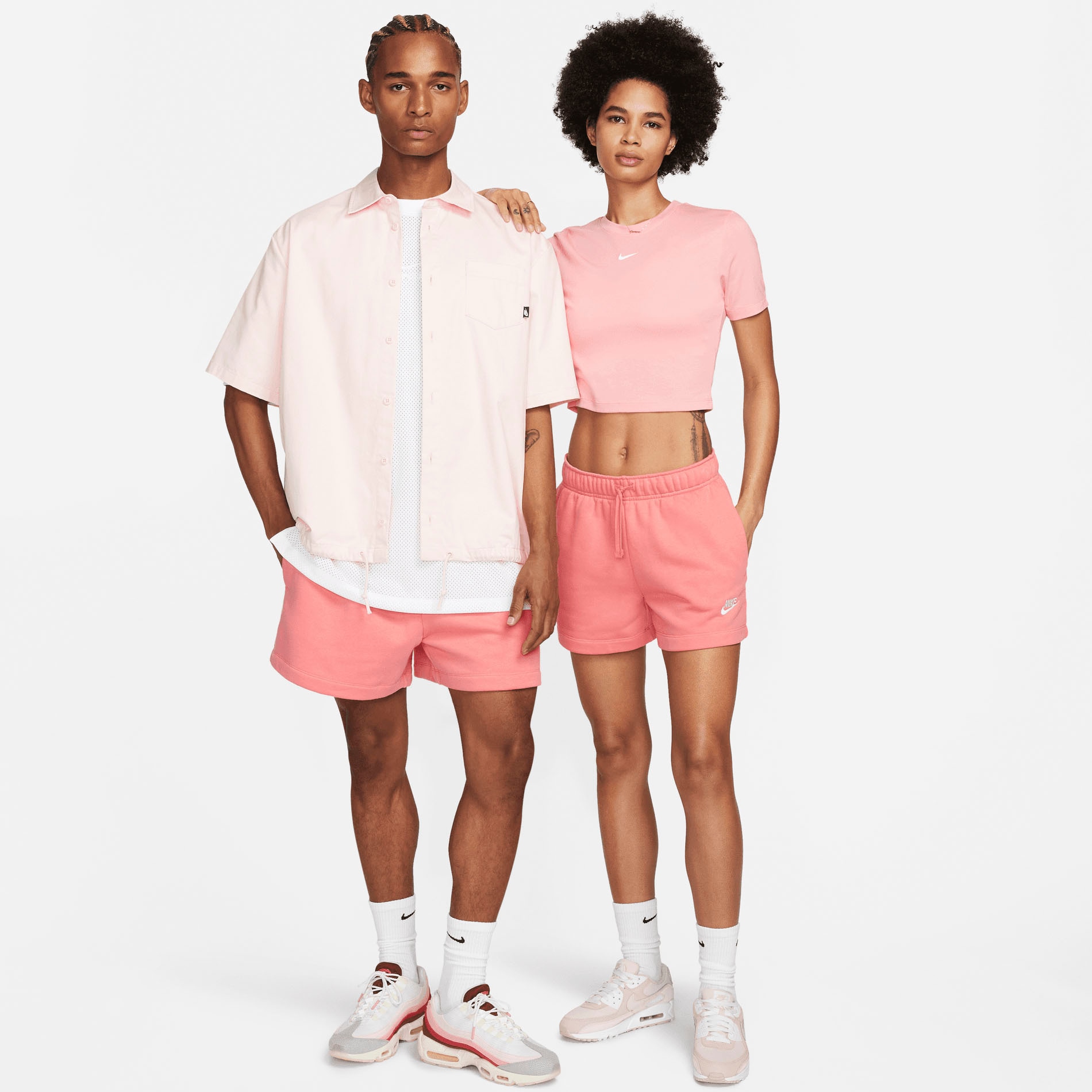 Nike Sportswear Sweatshorts »Club Fleece Women's Mid-Rise Shorts«