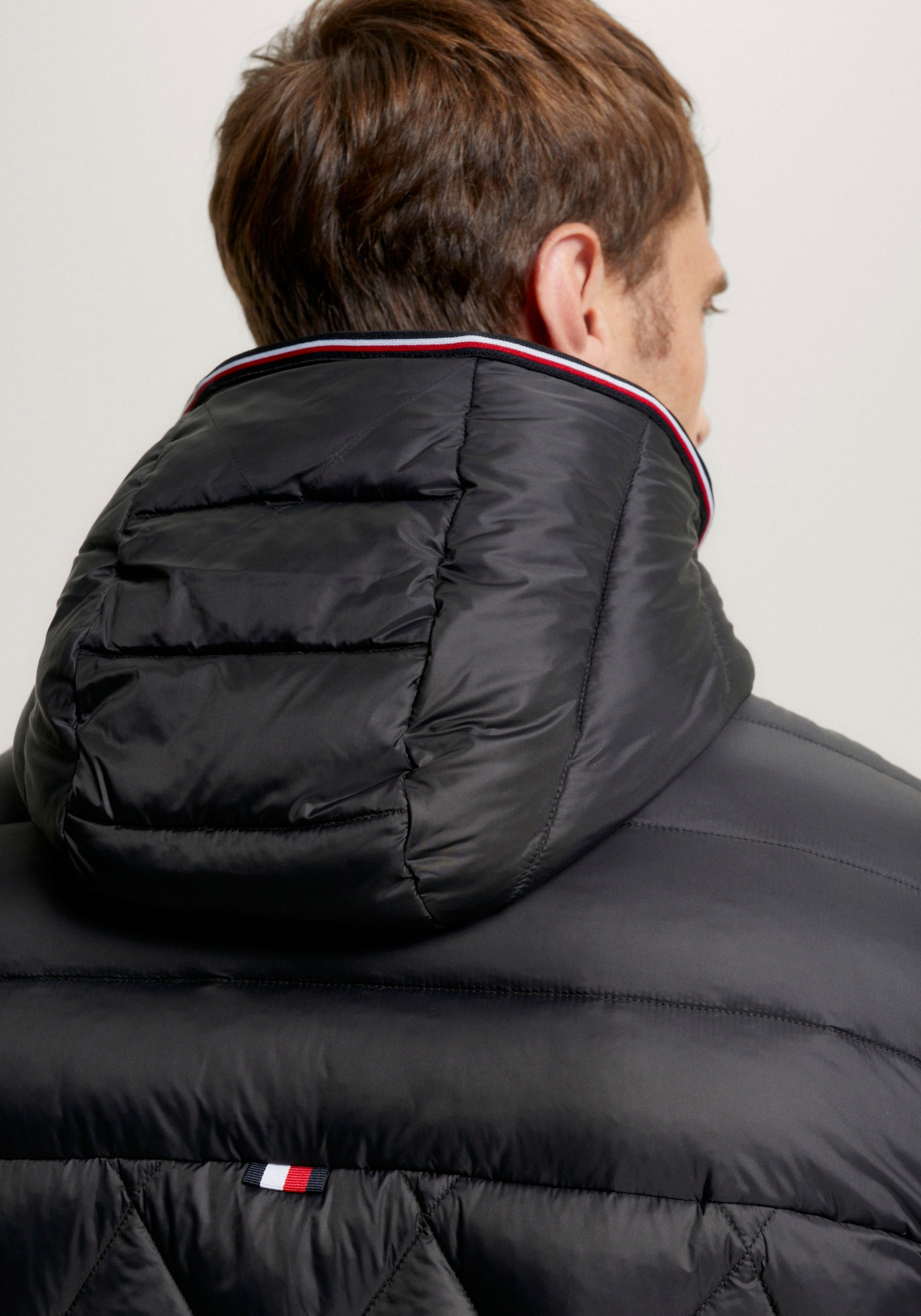 Tommy Hilfiger Steppjacke »MIX QUILT RECYCLED«, mit Kapuze