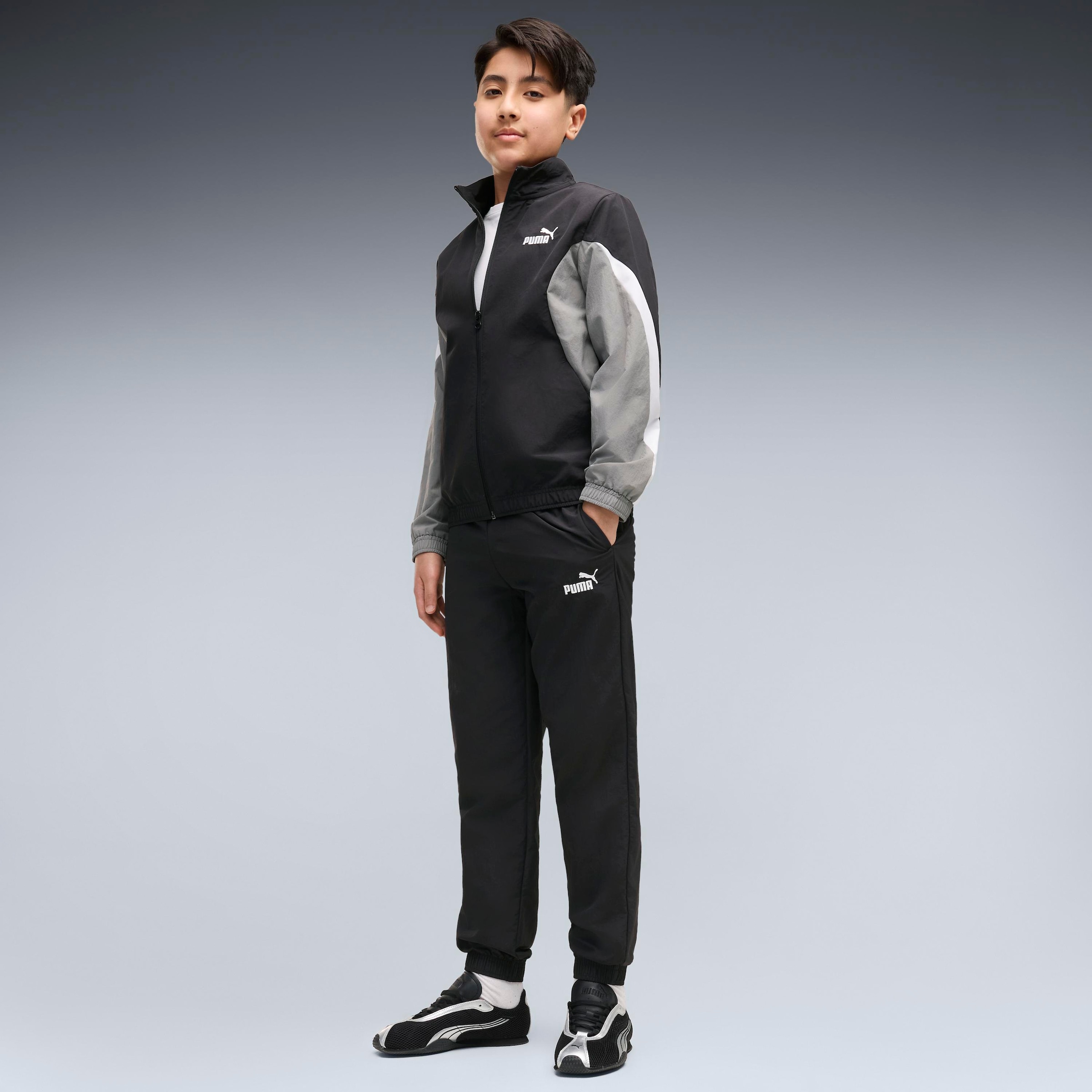 Image of PUMA Jogginganzug "ESS BLOCK WOVEN SUIT B" 2 2-teiliges Set, mit Reissverschluss am Oberteil, windabweisend