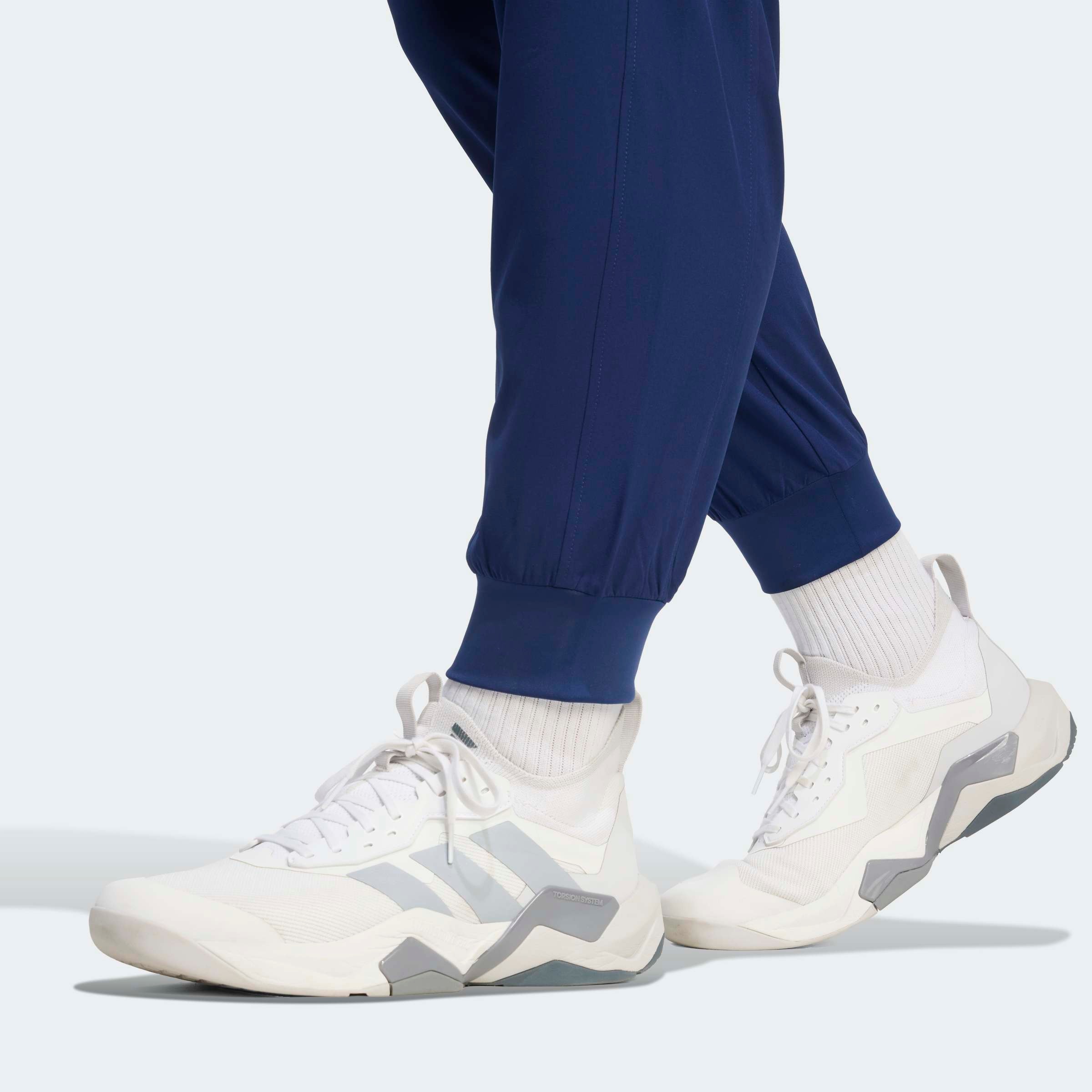 adidas Performance Sporthose »WORKOUT ESSENTIALS FLEX WOVEN«  mit climacool® Technologie, Normal-weite Passform