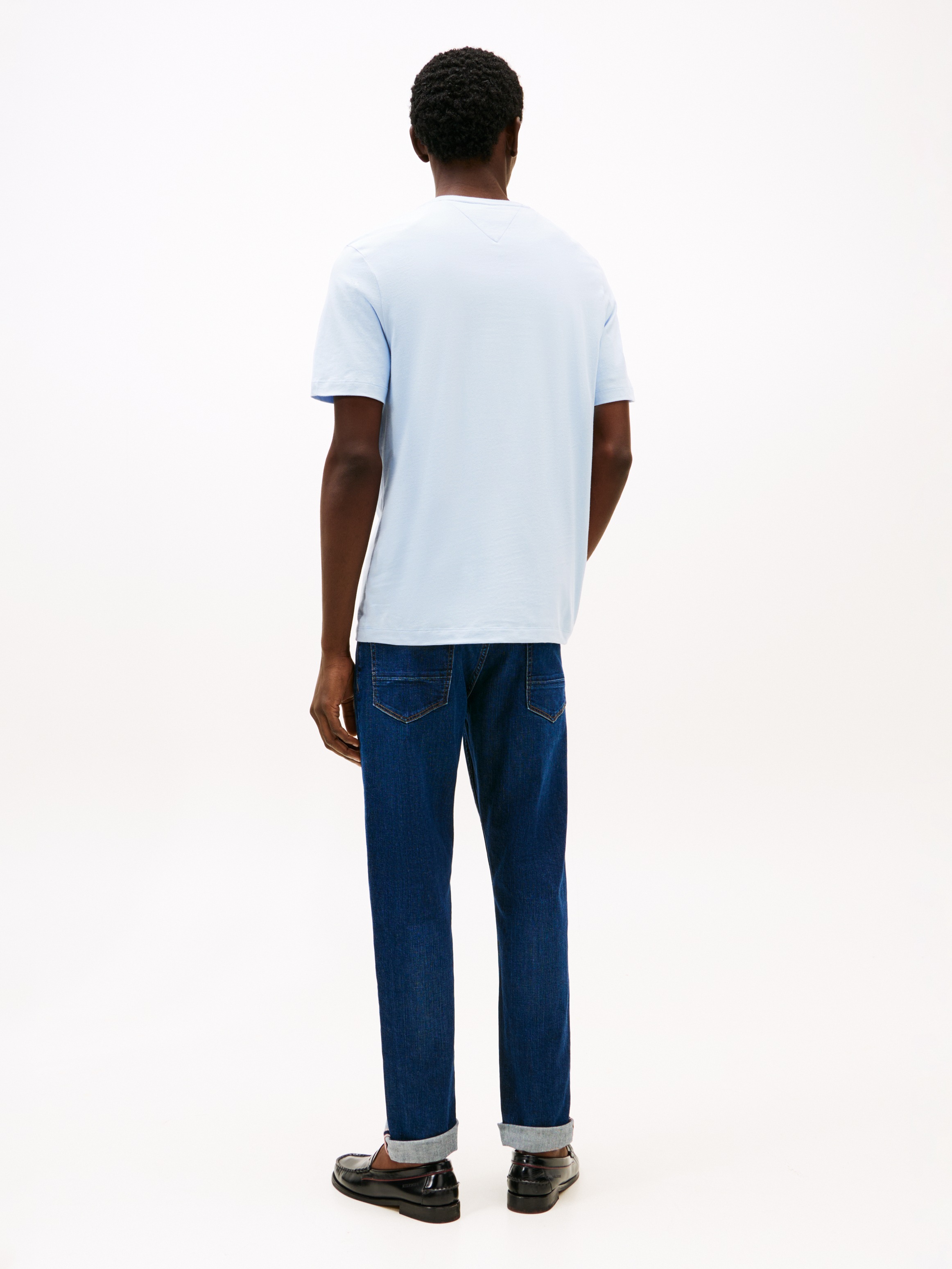 Tommy Hilfiger T-Shirt »ESSENTIAL REG FIT SOLID TEE«, mit Rundhalsausschnitt