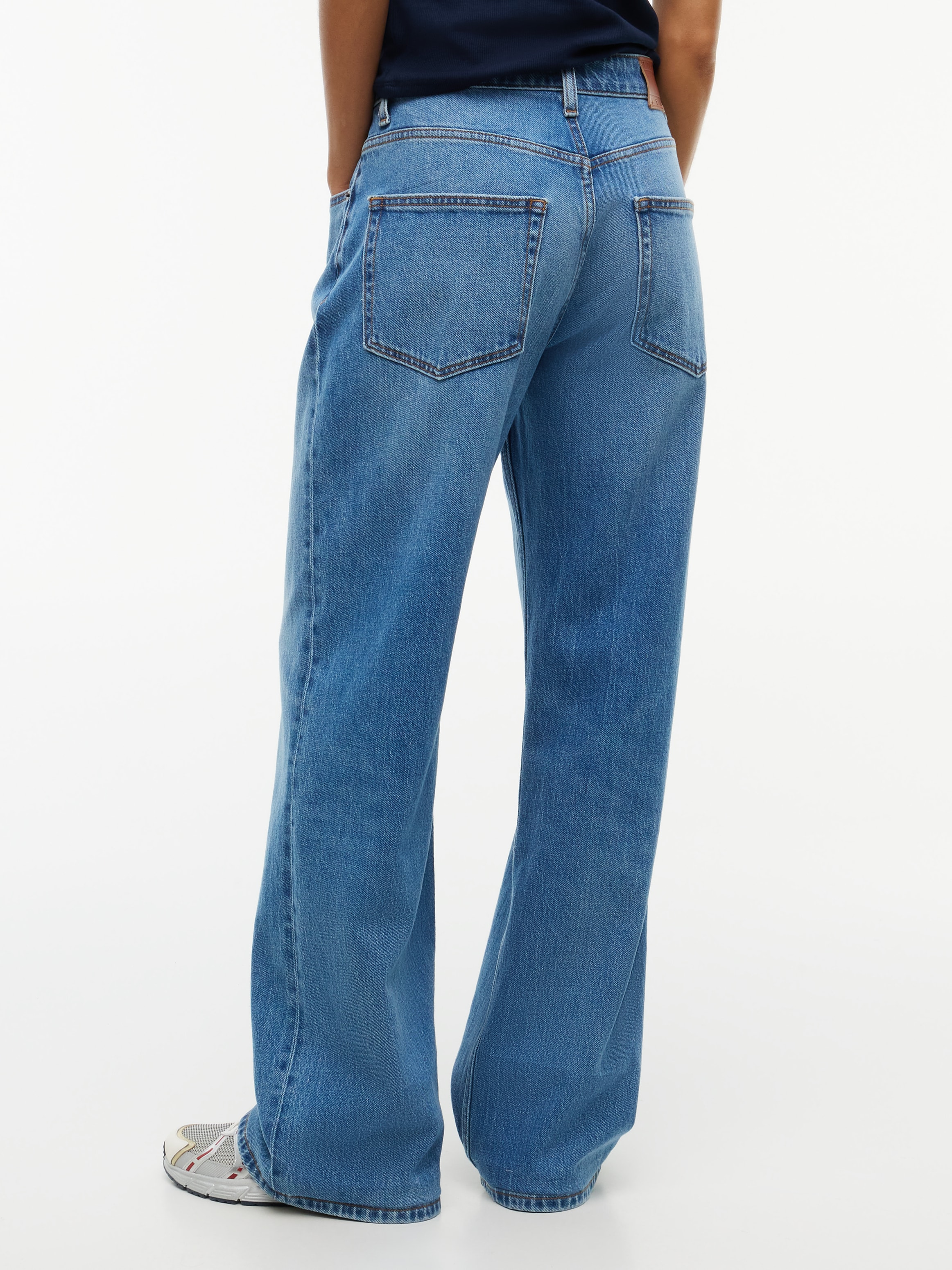 Tommy Jeans Jeans Relax-fit »MIA MID RELAXED STRAIGHT BJ0133« mélange coton, coupe décontractée