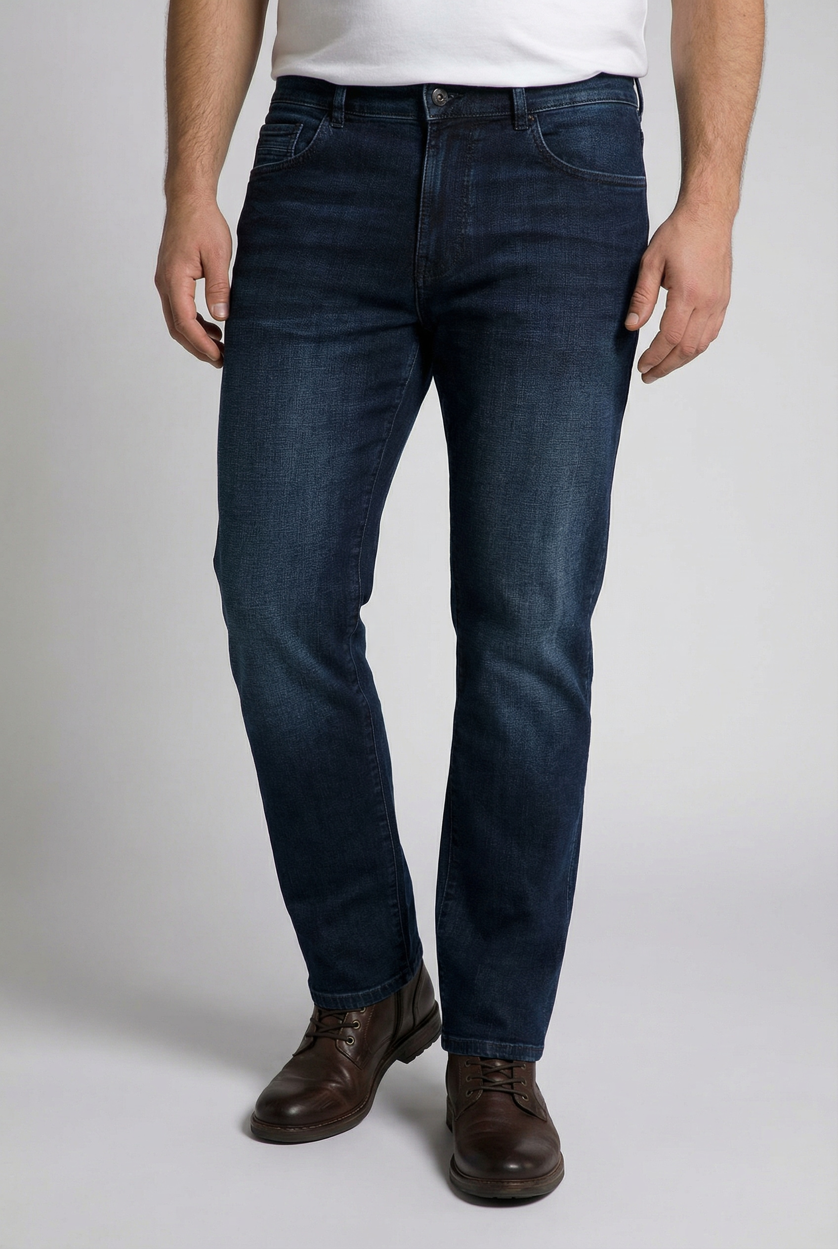 Image of camel active Regular-fit-Jeans mit Leder-Badge