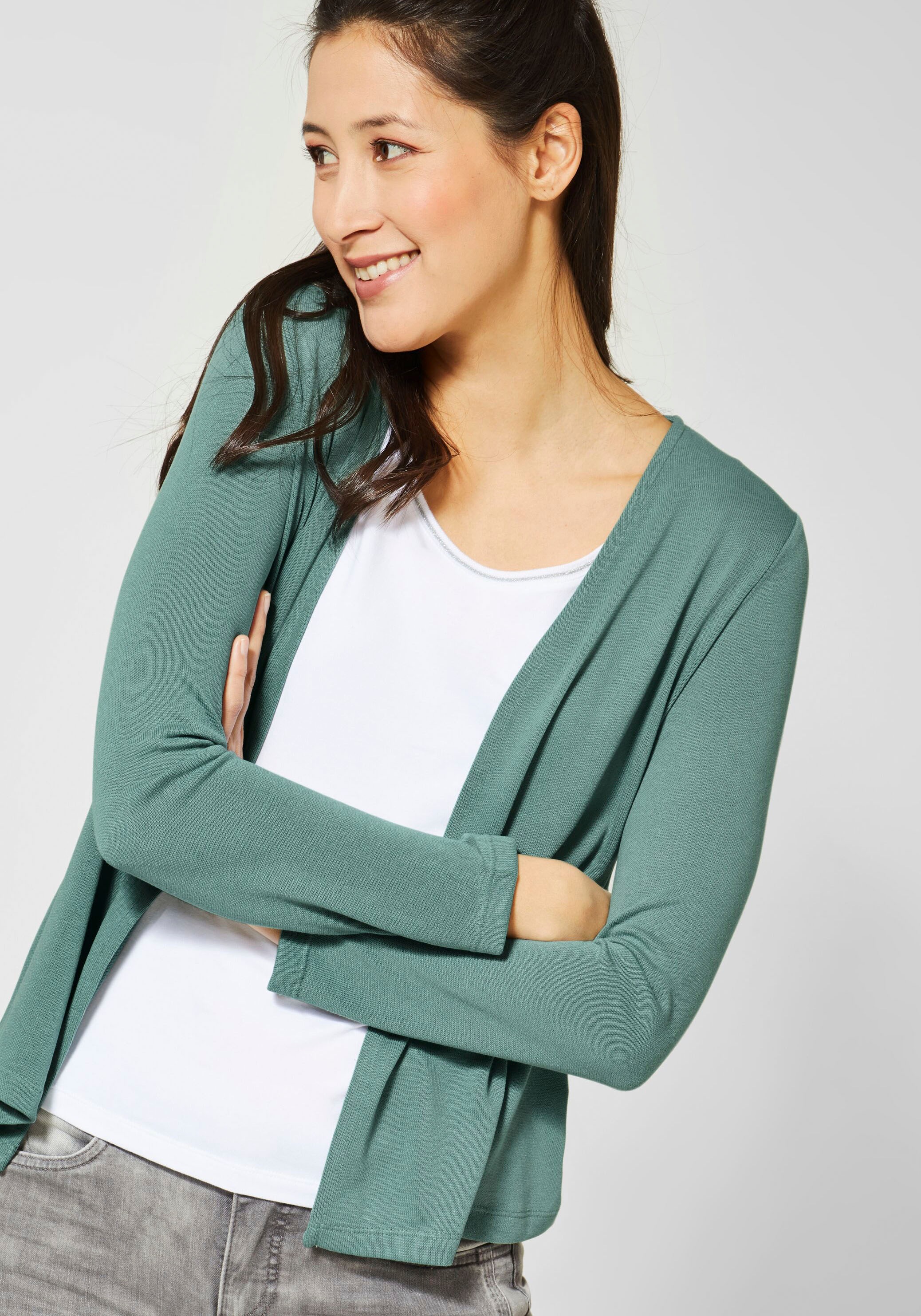 Image of STREET ONE Strickjacke, Basic, in kürzerer Form, ohne Verschluss bei Ackermann Versand Schweiz