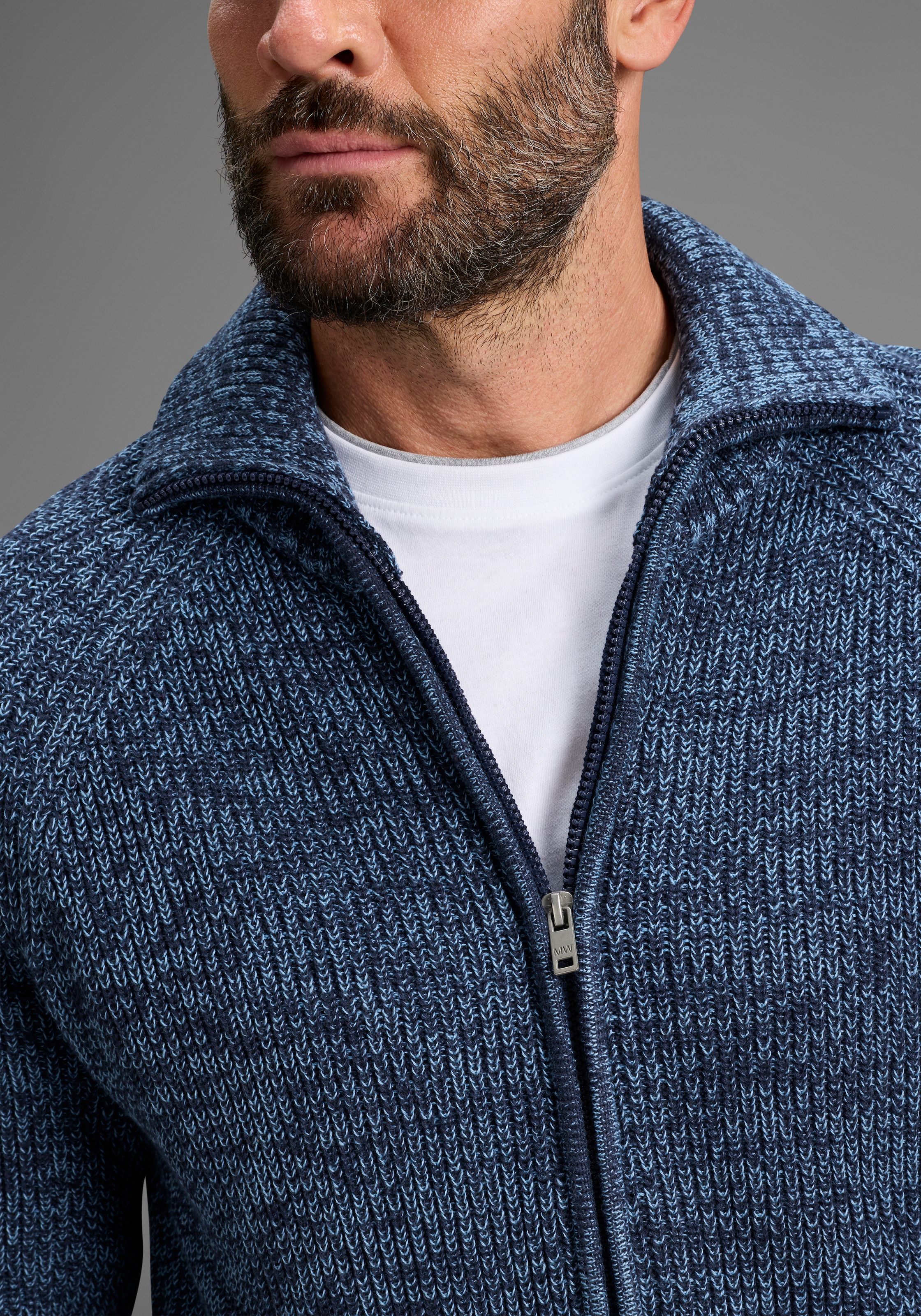 Man's World Strickjacke »Neue Kollektion! Mit Stehkragen & Reissverschluss« melierte Optik ,weicher Griff, Perfekt für die kältere Jahreszeit