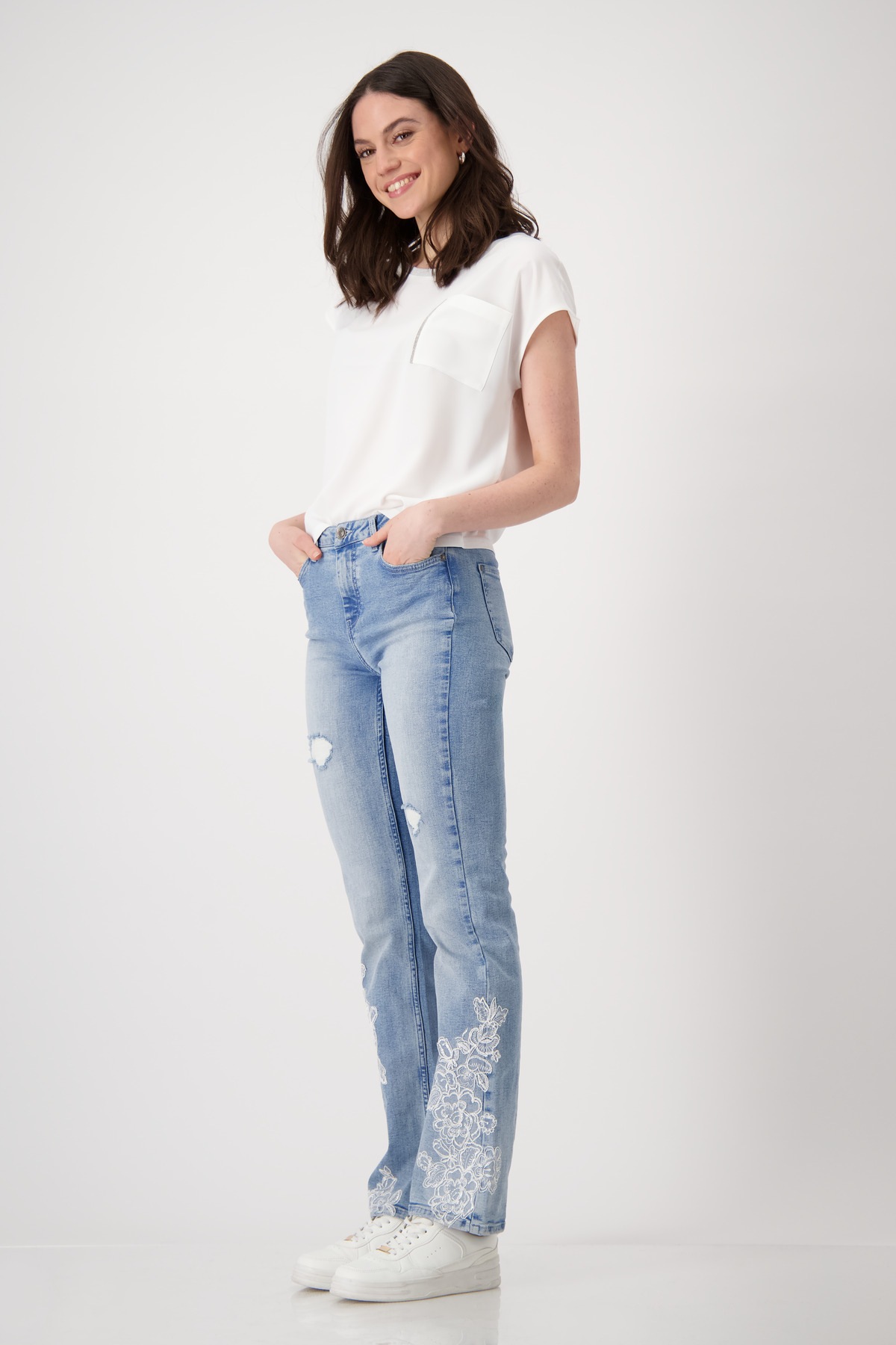 Monari Schlupfbluse mit aufgesetzter Schmucktasche