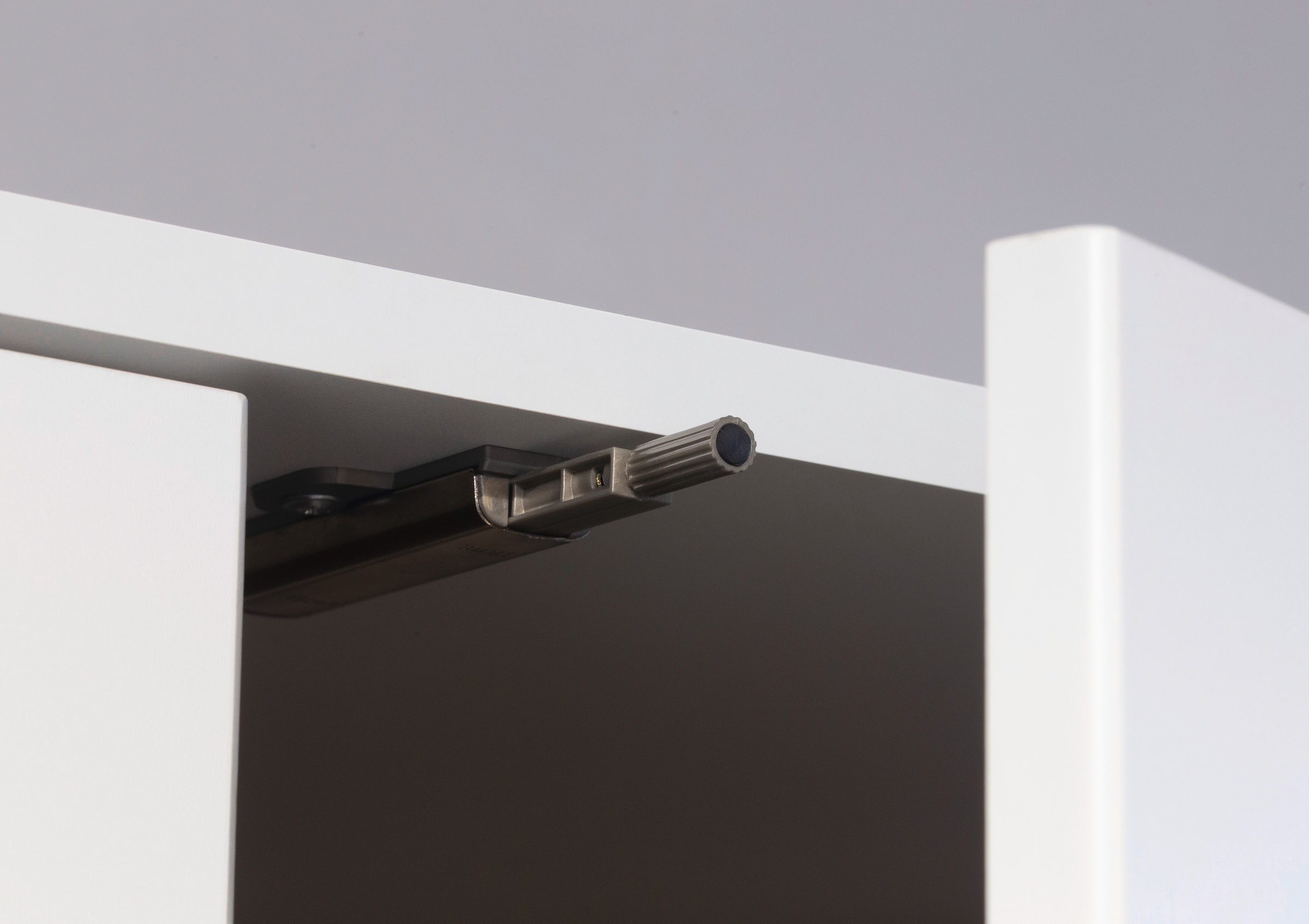 rauch Armoire à portes battantes »Kleiderschrank Schrank Garderobe Wäscheschrank NABILA viel Stauraum« En 3 configurations différentes BASIC/CLASSIC/PREMIUM,  en 2 largeurs avec fonction Push-to-Open TOPSELLER MADE IN GERMANY