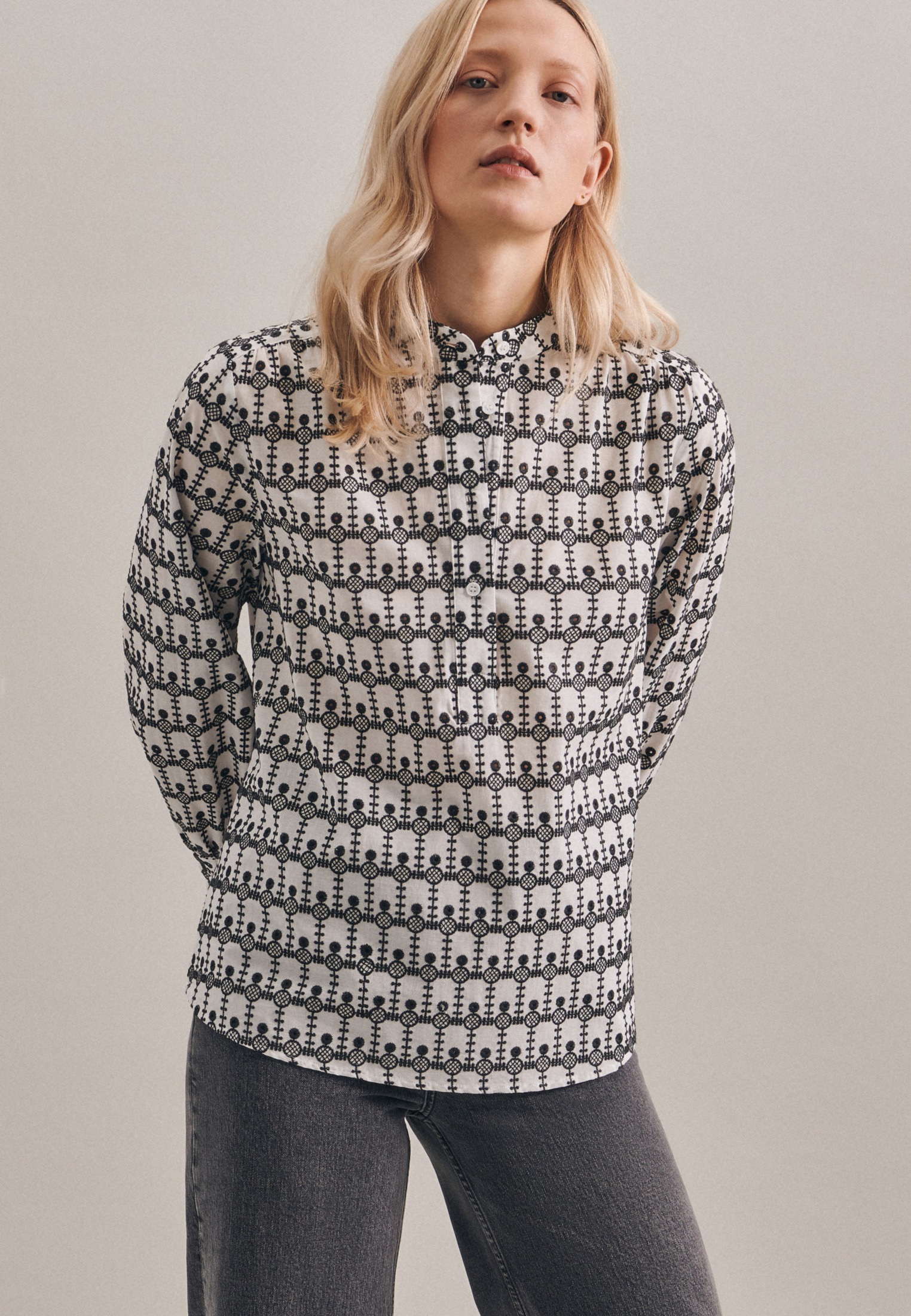 Image of seidensticker Klassische Bluse »Schwarze Rose«, Langarm Kragen Stickerei bei Ackermann Versand Schweiz