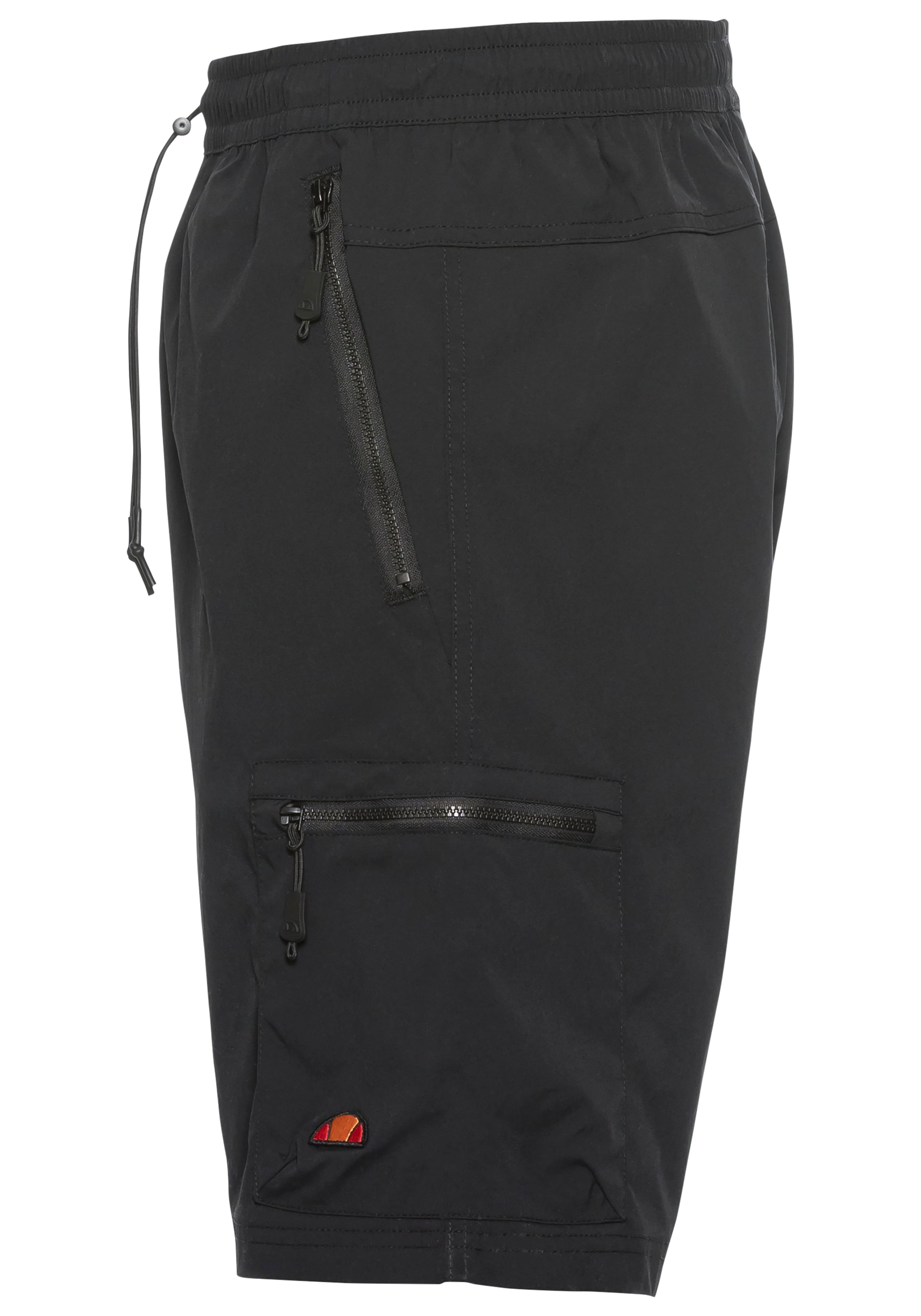 Ellesse »BULLSEYE CARGO SHORT«  mit vielen Reissverschlusstaschen