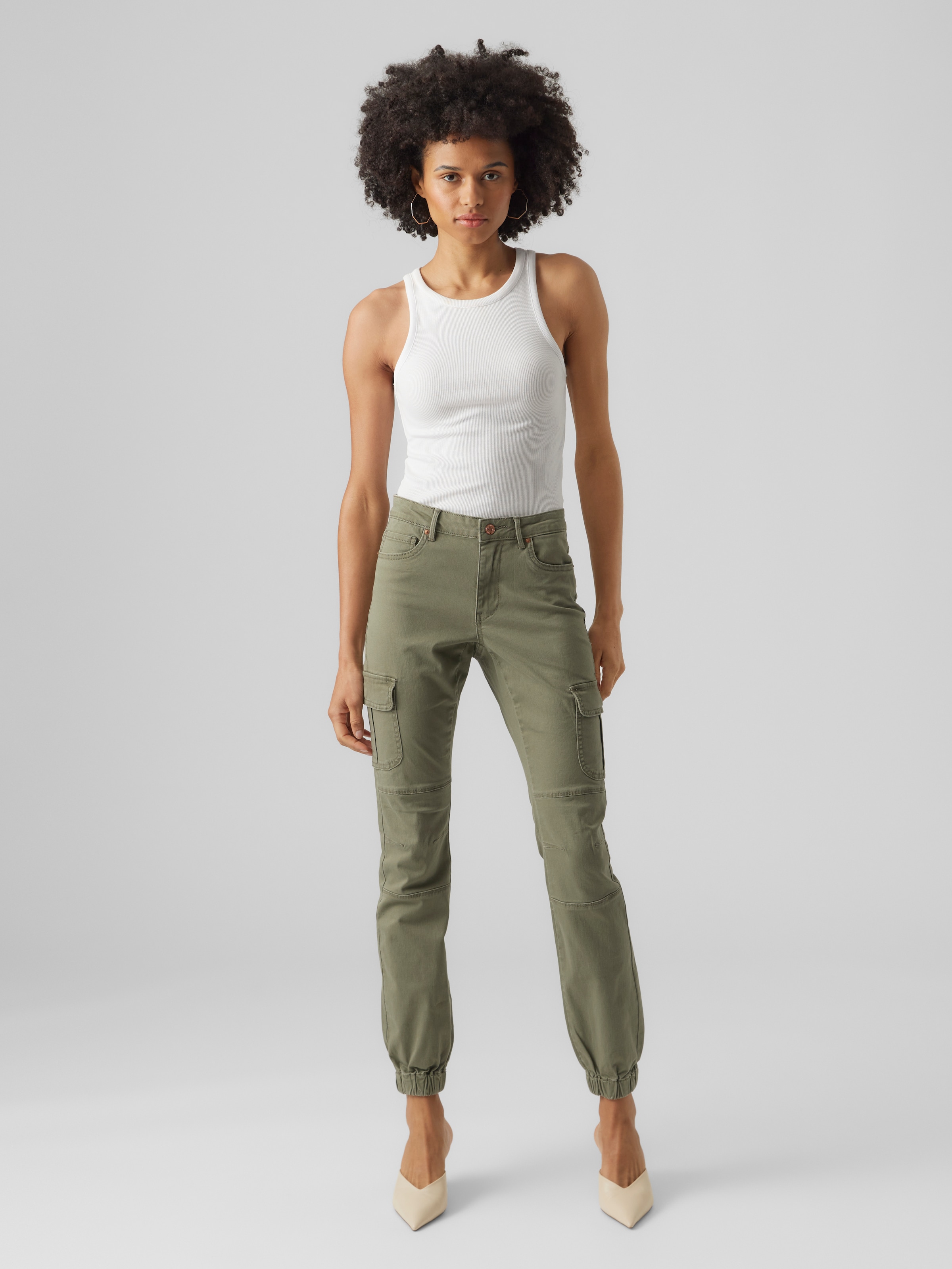 Vero Moda Pantalon cargo »VMIVY MR ANKLE CARGO PANTS NOOS«