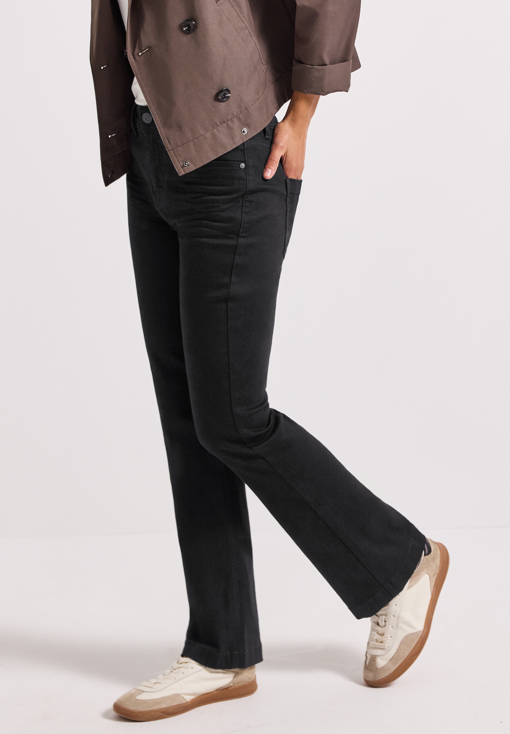 Image of STREET ONE Bootcut-Jeans im Slim Fit, High Waist