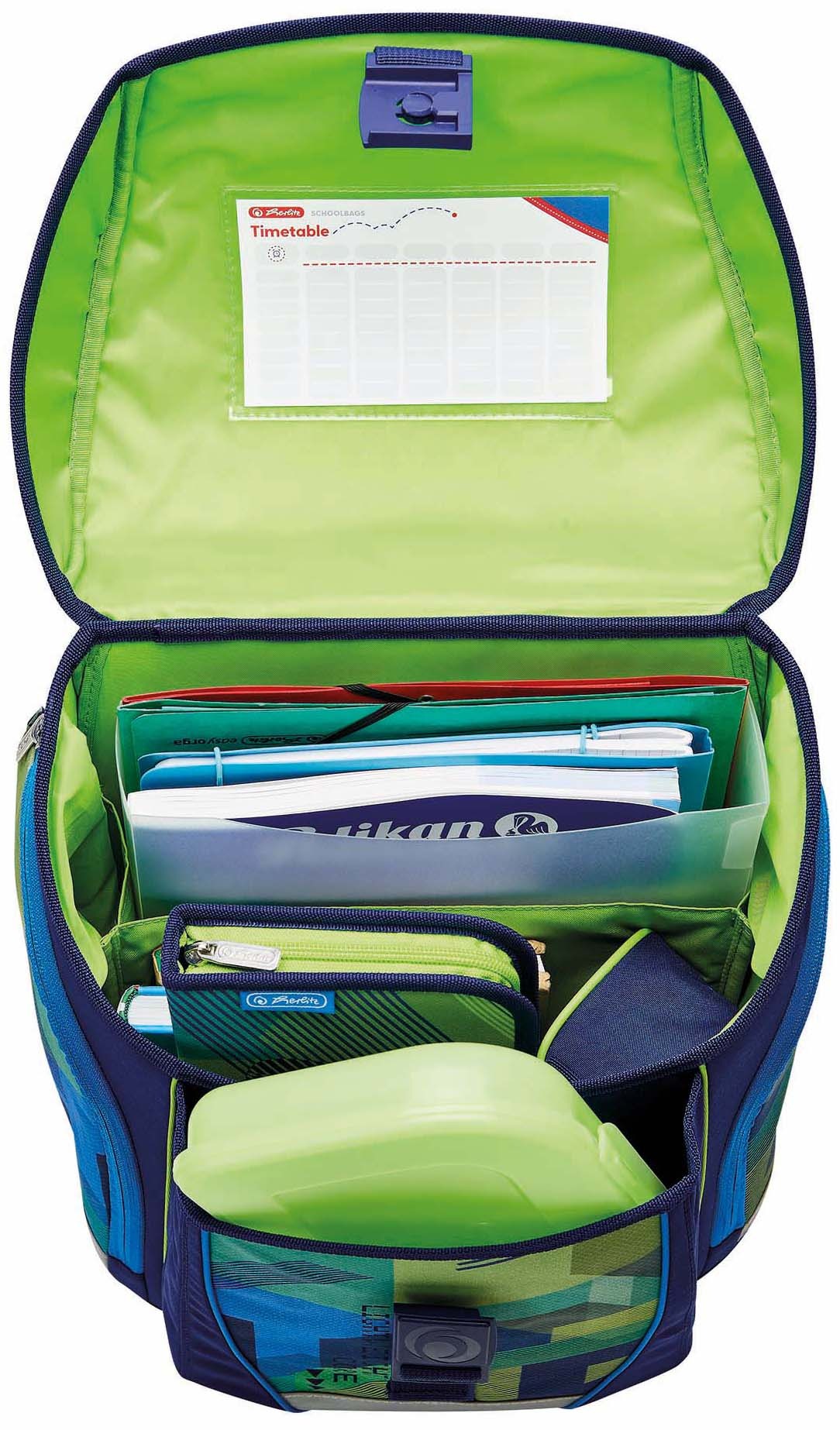 Herlitz Schulranzen »FiloLight Plus, Green Goal«, Floureszierende Flächen-reflektierende Streifen auf den Schultergurten-Reflektoren, mit Sportbeutel, Etui, Faulenzer und Sportbeutel