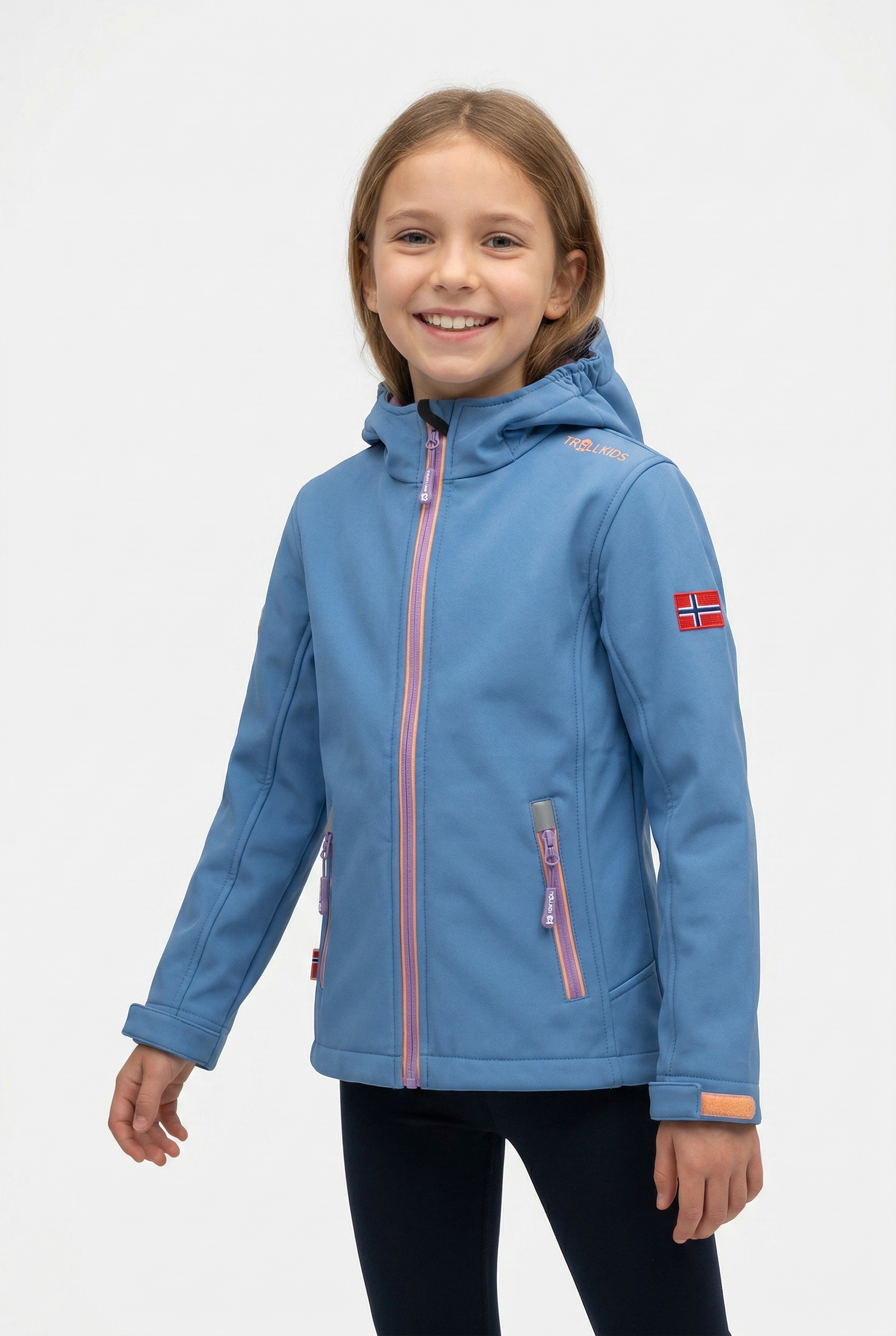 TROLLKIDS Softshelljacke »GIRLS TROLLFJORD JACKET« für Kinder und Jugendliche, sportlicher Stil, winddicht