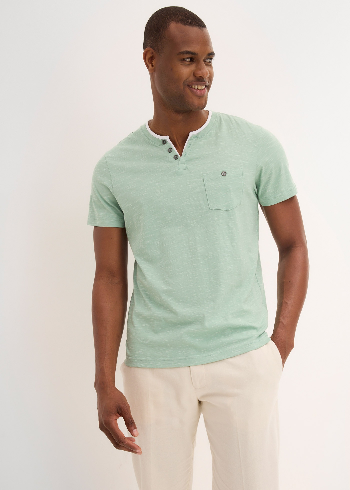 Image of bonprix 2-in-1-Shirt "2 in 1 Shirt, Kurzarm" Regular Fit, mit Brusttasche, Henley-Stil, Lagen-Look
