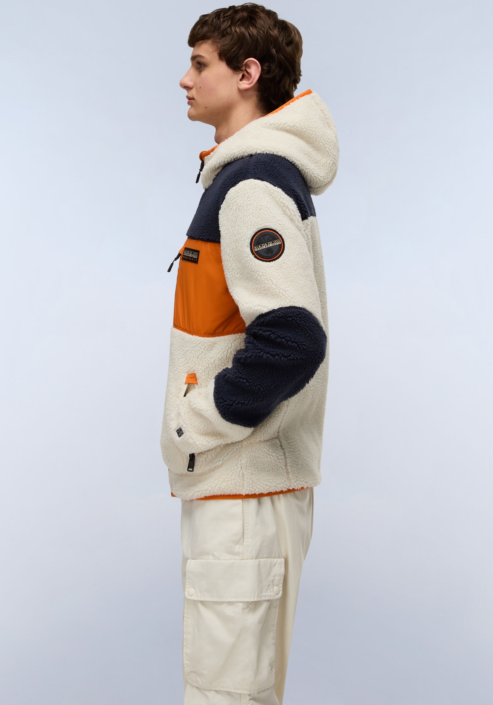 Napapijri Veste en peluche »YUPIK« mit Kapuze mit kontrastfarbenen Details