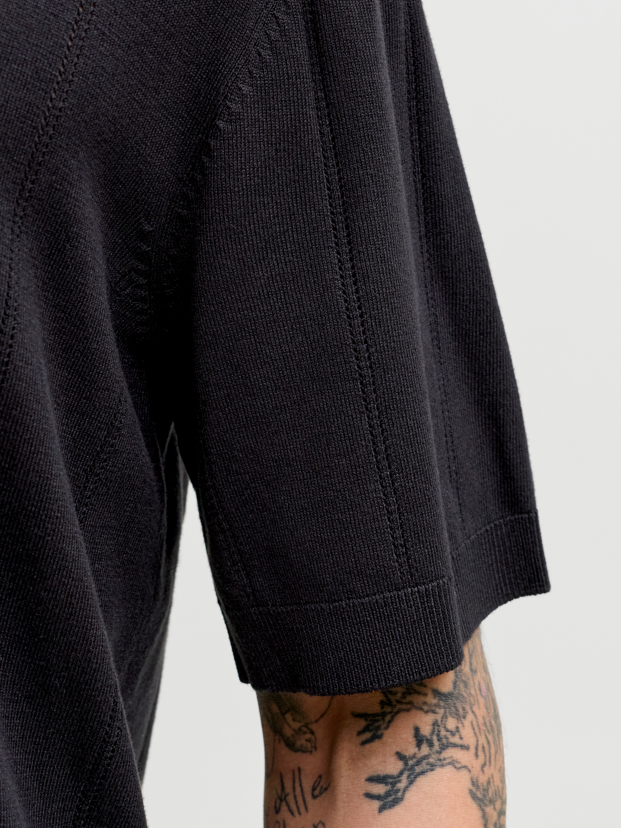 Jack & Jones Pull à col polo »JPRBLAWILLIAM STRUCTURE KNIT POLO SS SN« mélange viscose, coupe régulière