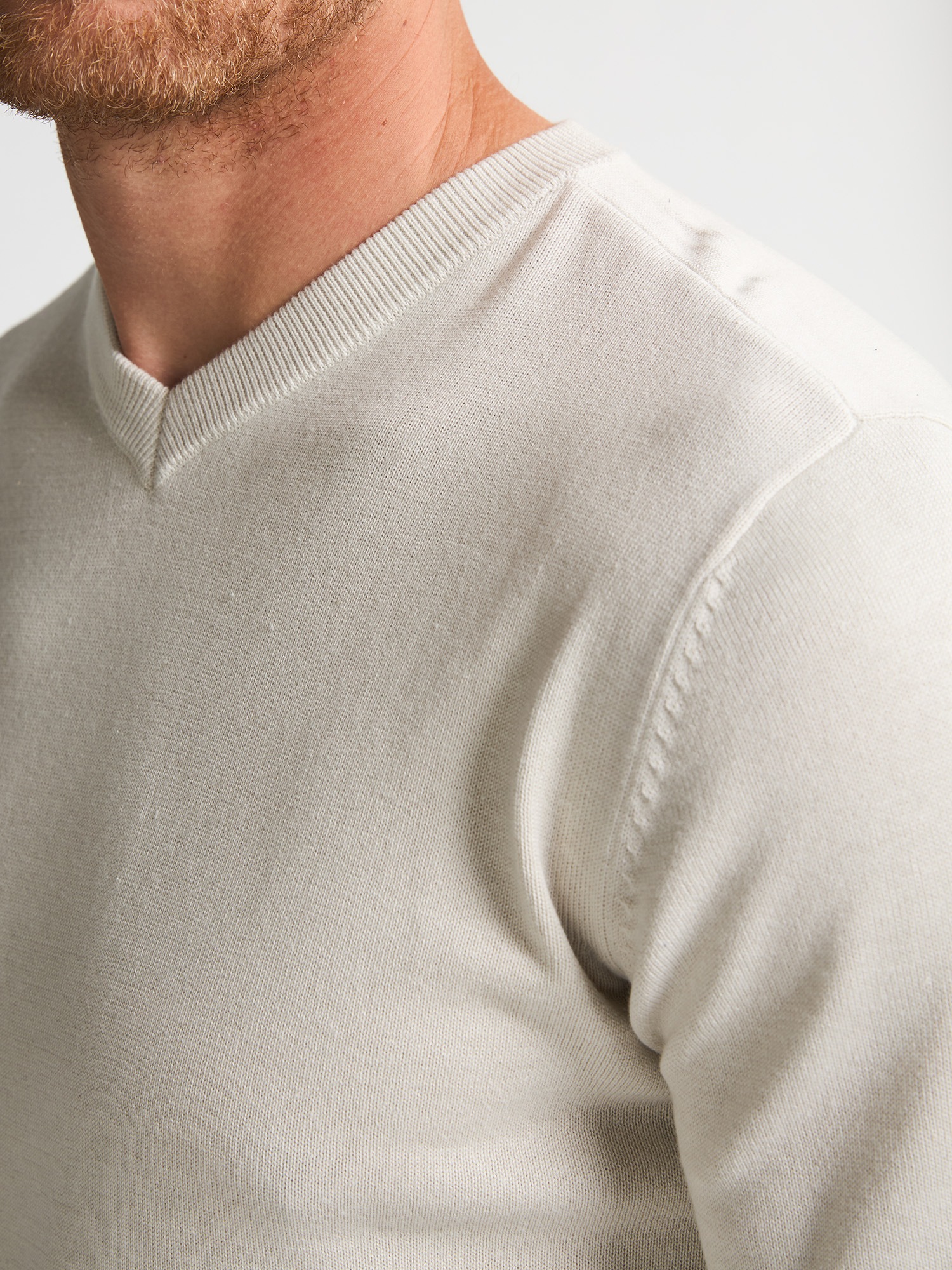Petrol Industries V-Ausschnitt-Pullover »V-Neck Basi«, Materialmix mit Baumwollanteil