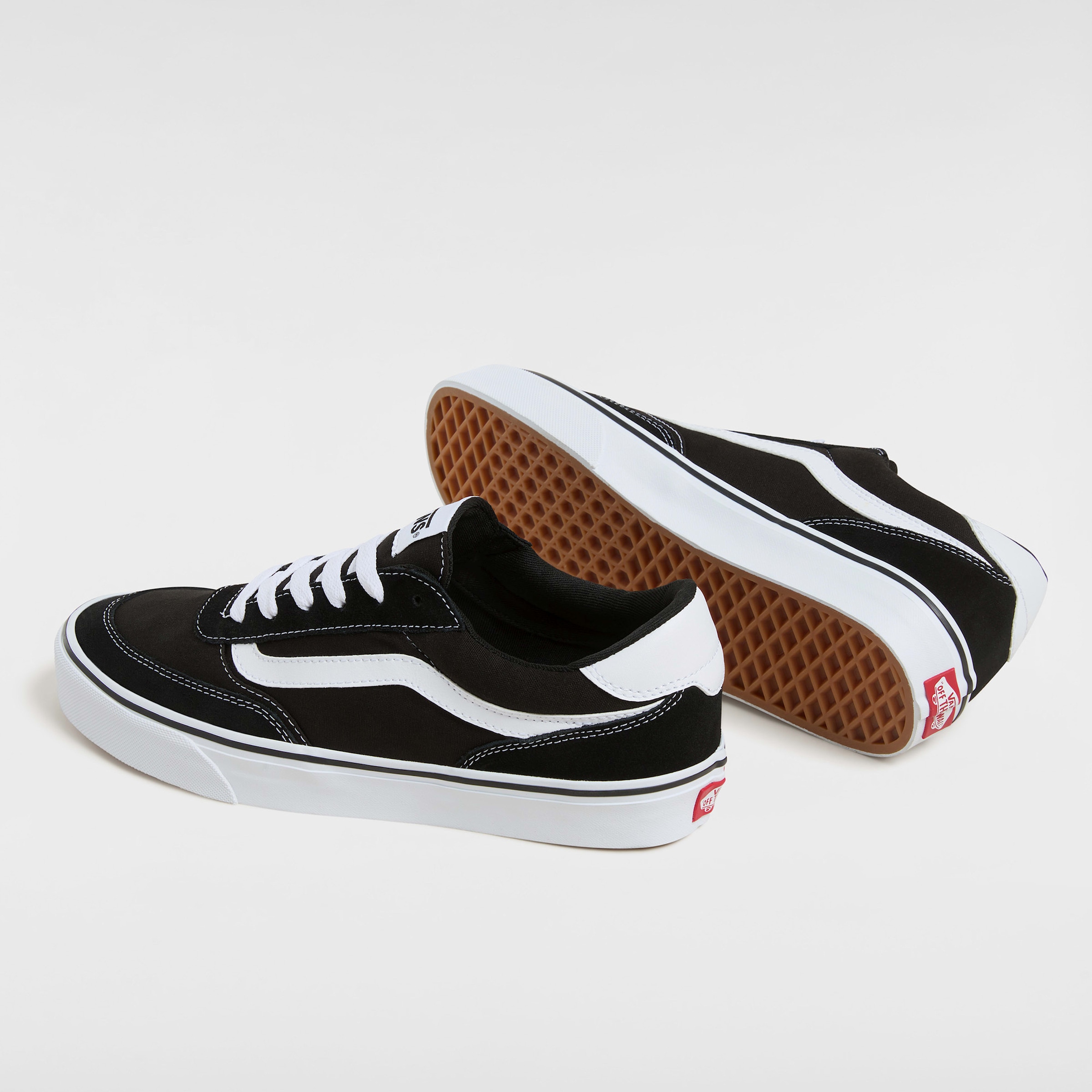 Vans Sneaker »Brooklyn LS«  angelehnt an das Design vom Old Skool