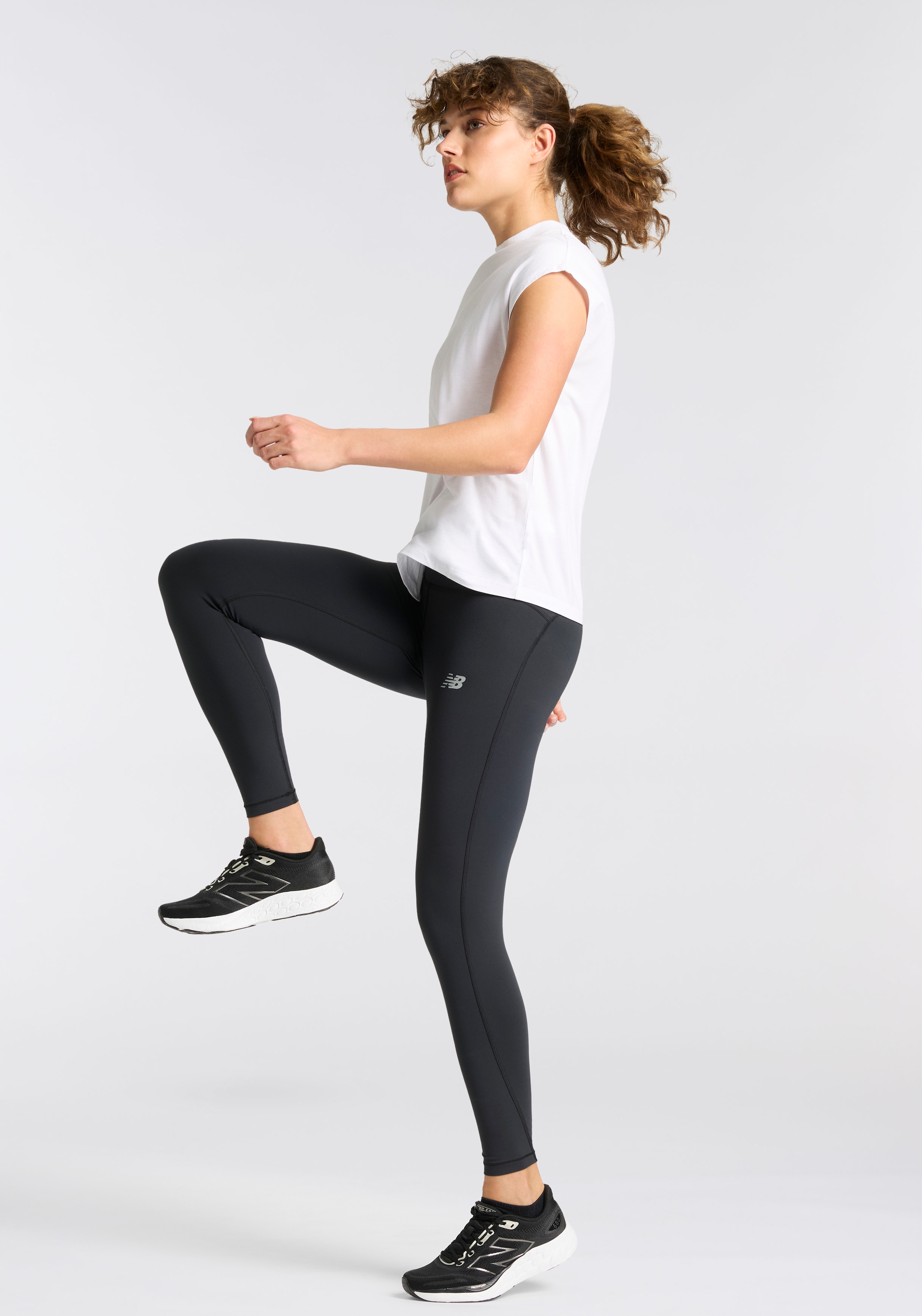 New Balance Lauftights »Sleek High Rise Legging 25"«  hoher Bund, sportlicher Stil, für Erwachsene