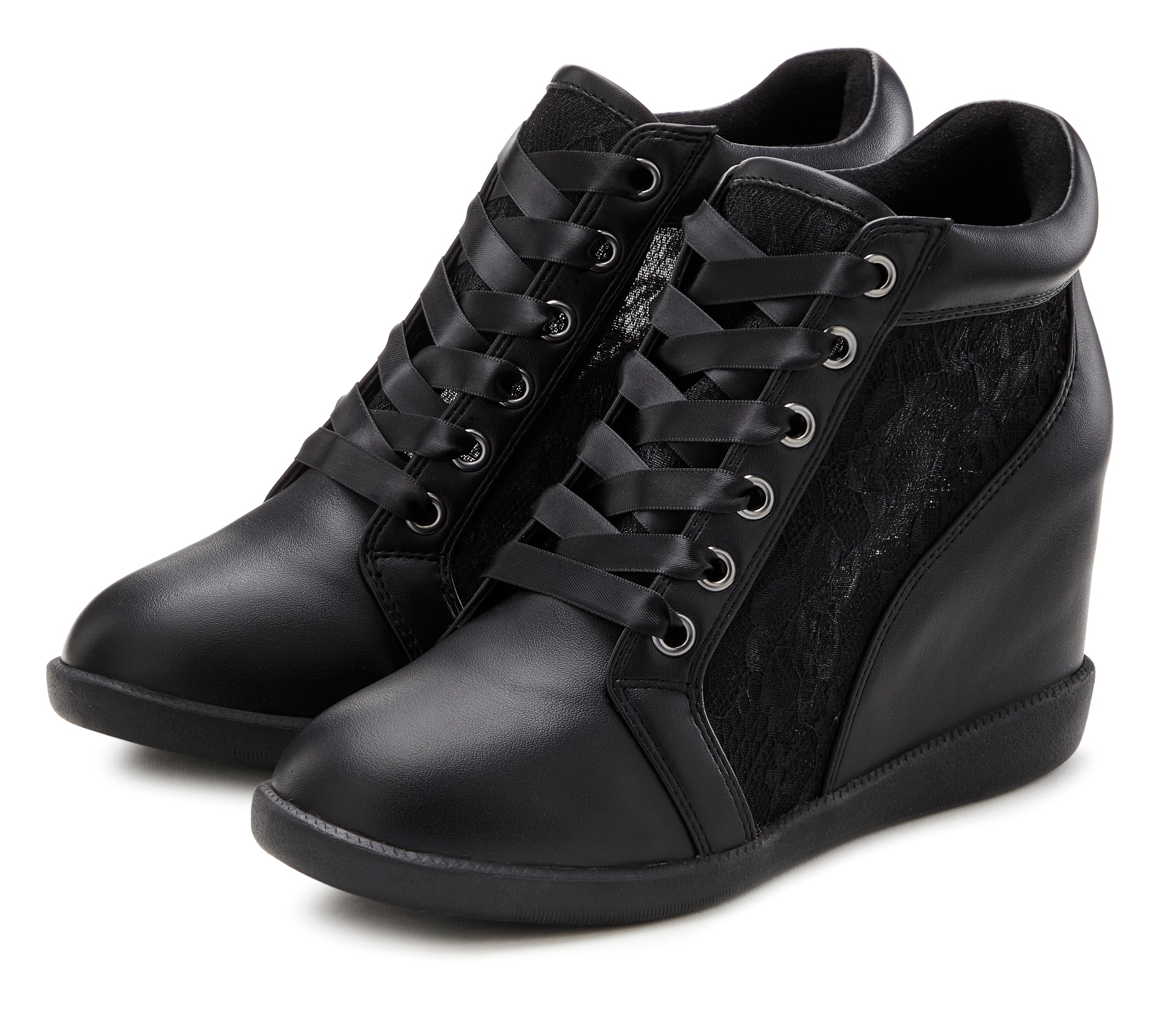 Image of LASCANA Sneaker "Freizeitschuh, Halbschuh, Keilstiefelette, Stiefelette," mit innenliegendem Keilabsatz und eleganten Spitzendetails