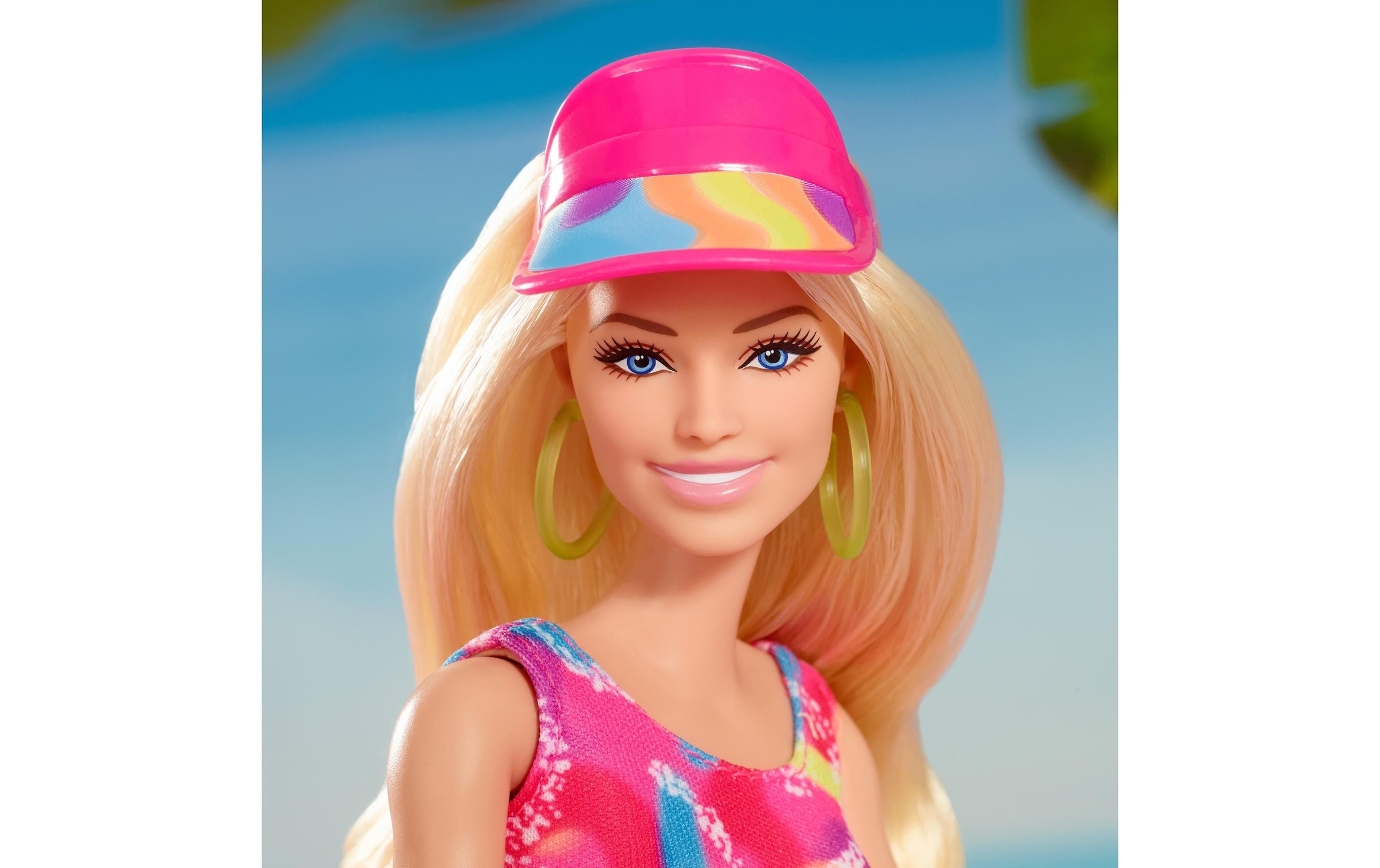 Barbie Anziehpuppe »Inlineskating Barbie zum Barbie-Movie im Retrolook«