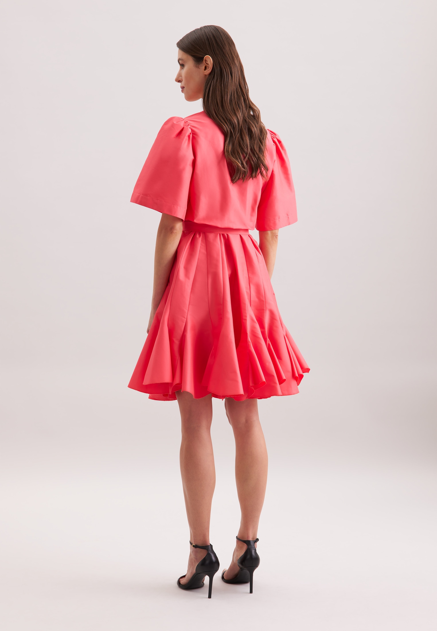 seidensticker Robe d'été »Schwarze Rose« V-Neck Uni