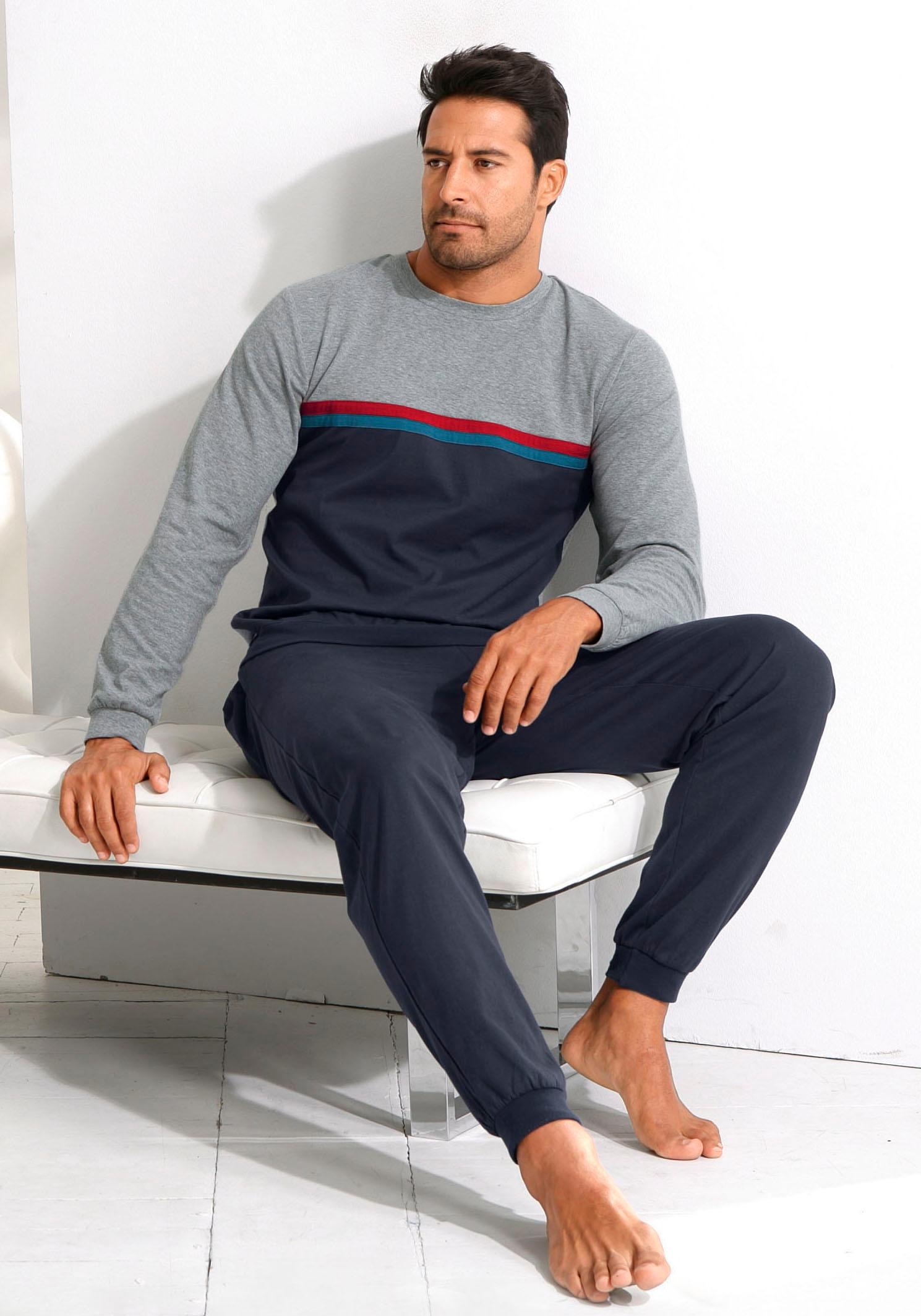 Image of le jogger® Pyjama, in langer Form mit kontrastfarbenen Streifen bei Ackermann Versand Schweiz