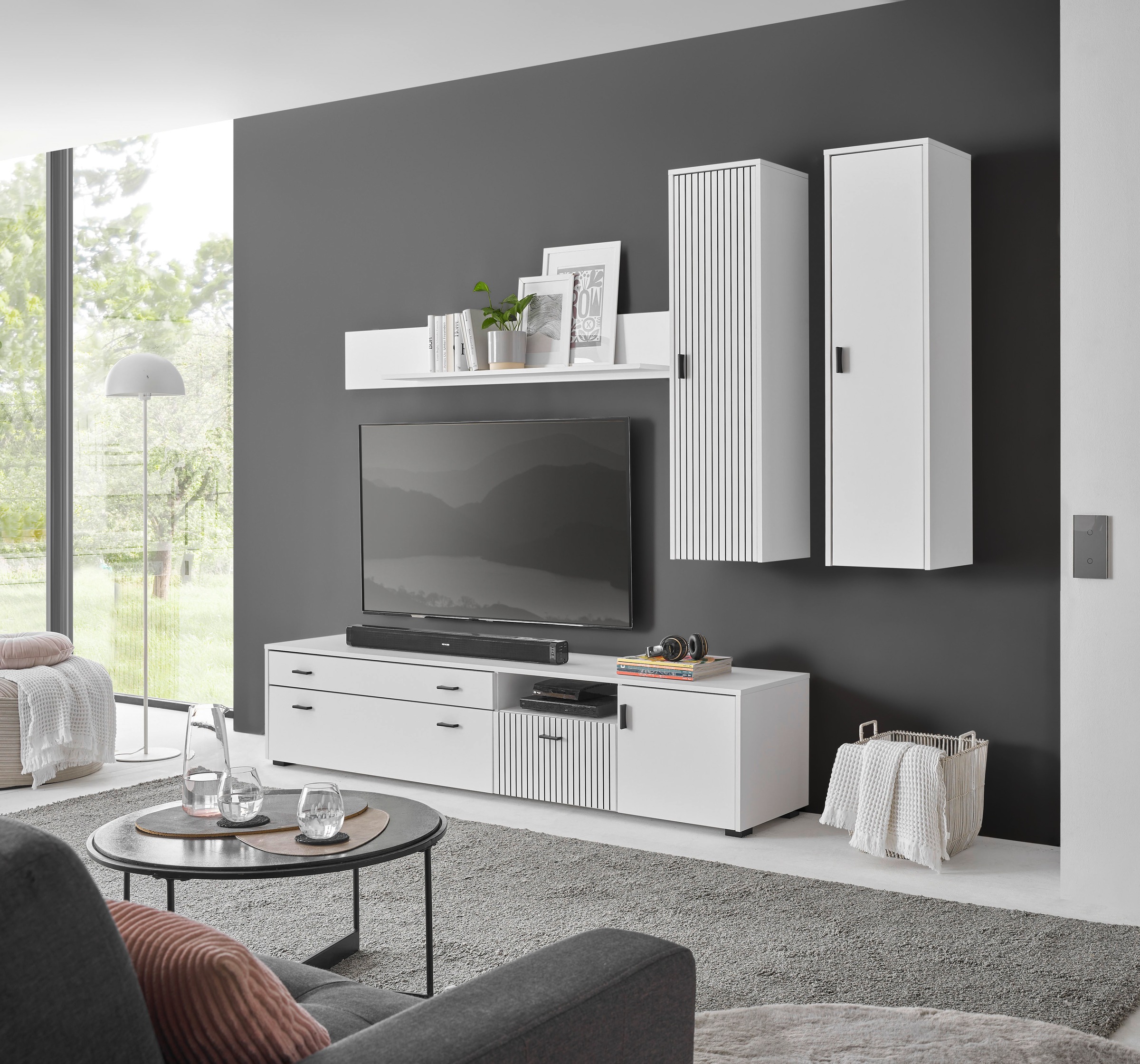 INOSIGN Hängeschrank »Hudson«, in moderner Trendfarbe, Griffe aus Metall (Schwarz), Höhe 120 cm