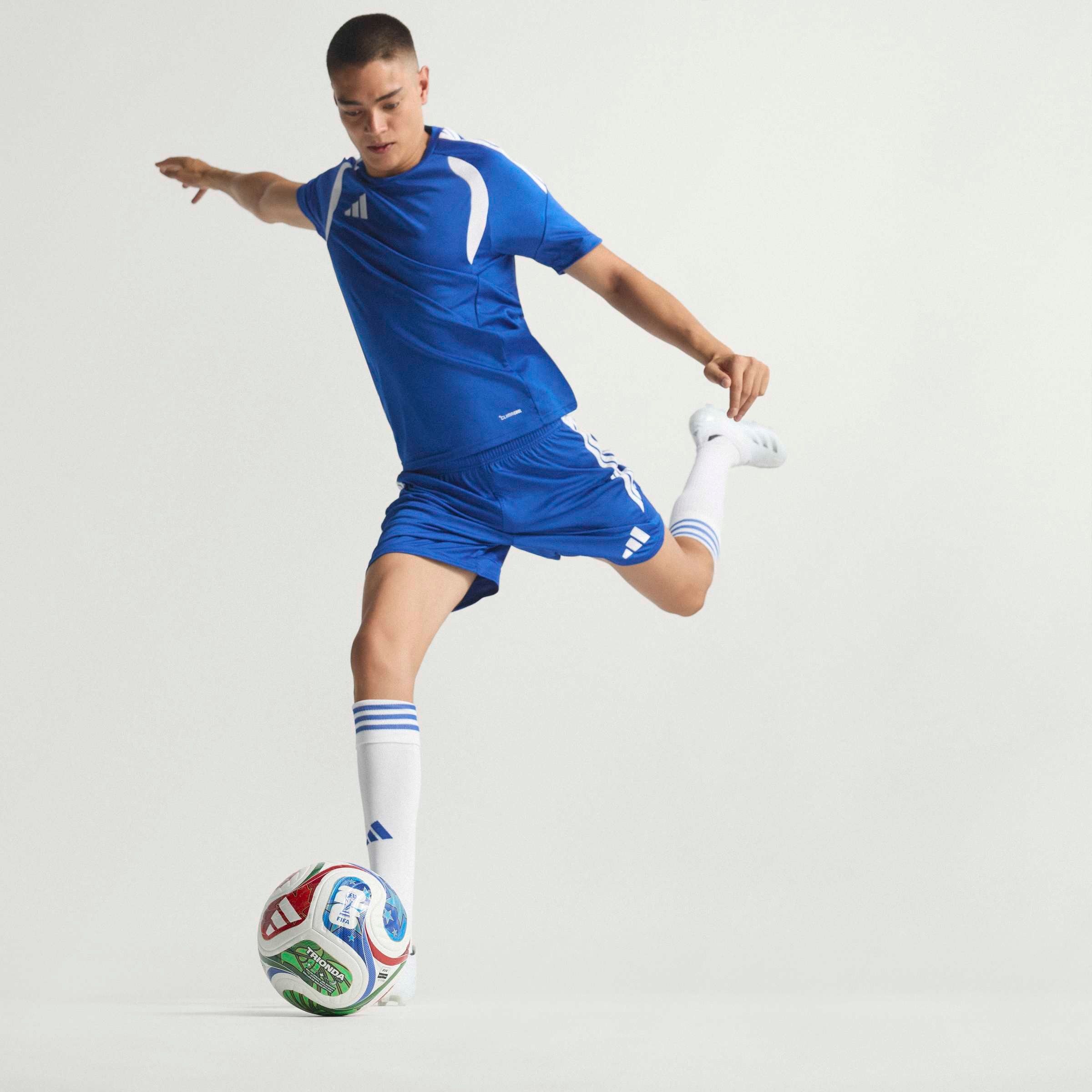 adidas Performance Football »FIFA -WELTMEISTERSCHAFT 26™ TRIONDA PRO« CM