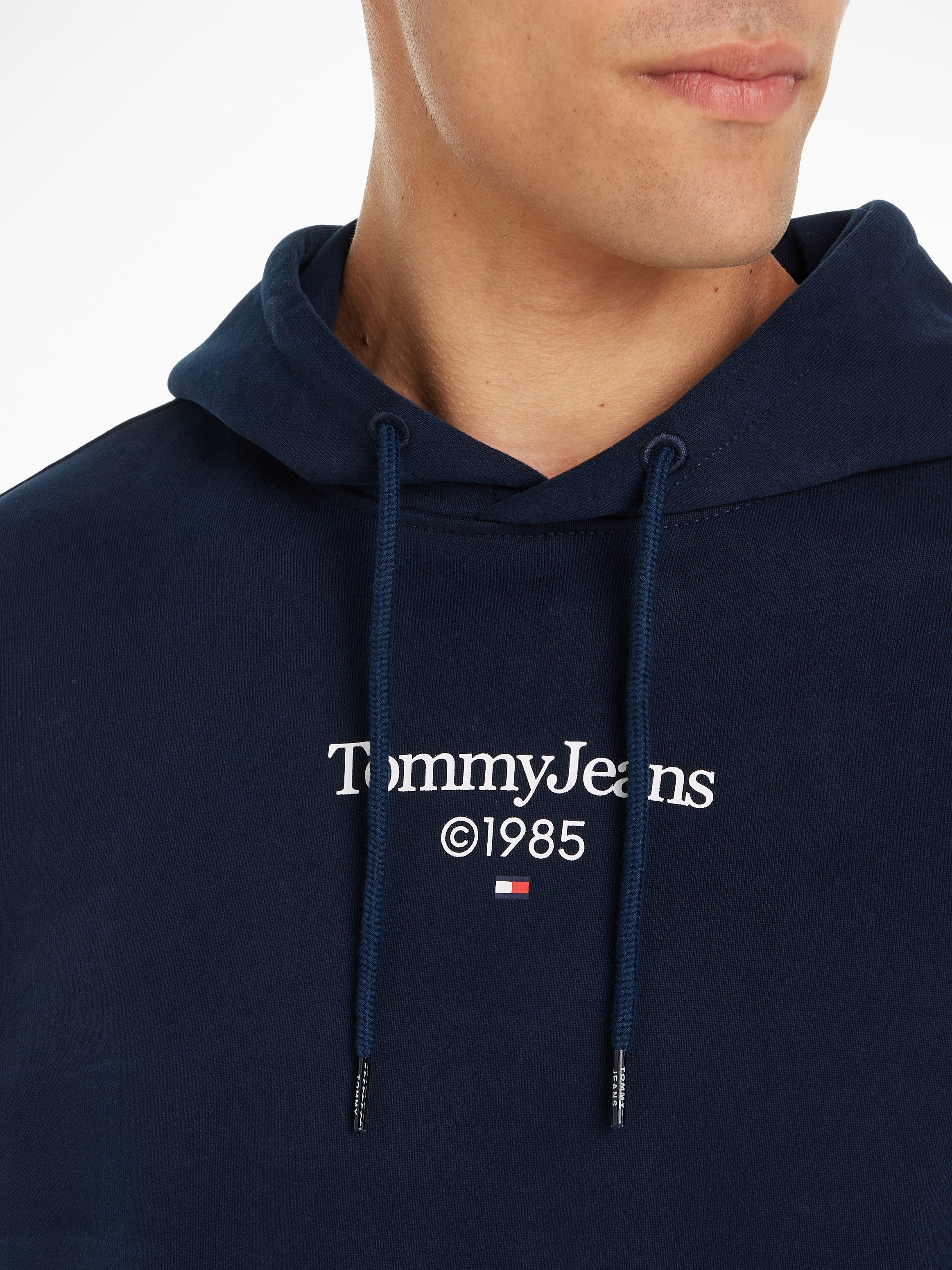 Tommy Jeans Plus Hoodie »TJM REG ENTRY GRAPHIC HOODIE EXT«, mit grossem Rückenprint