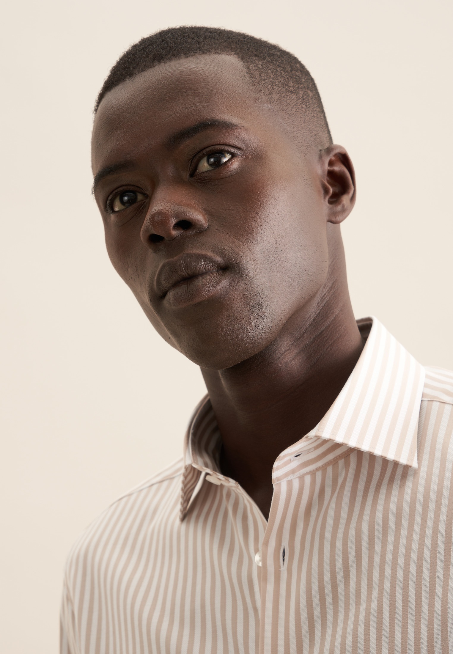 seidensticker Businesshemd »Schwarze Rose« Slim 1/1 Kentkragen Gestreift