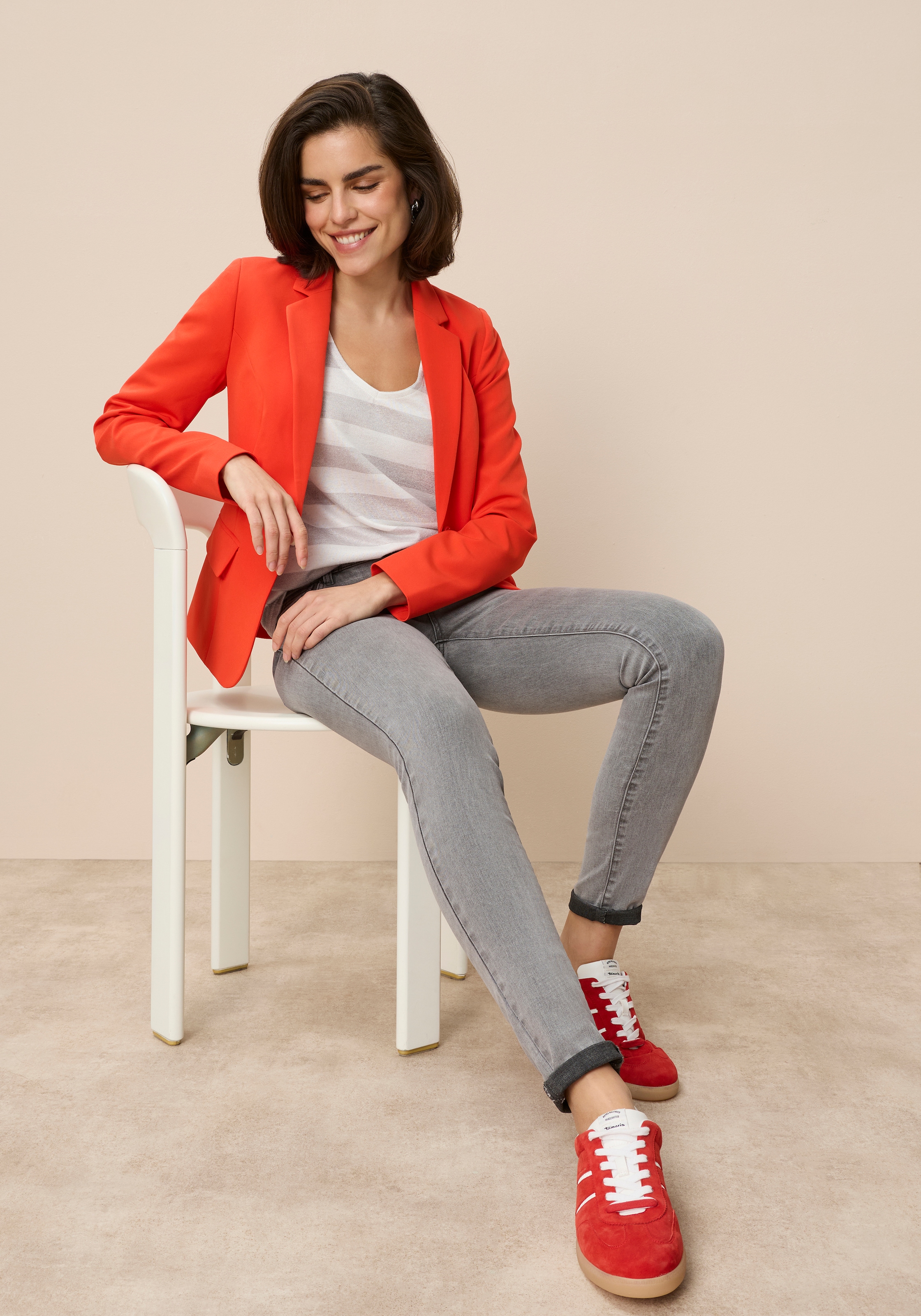 Tamaris T-shirt en V mit lässigem Schnitt und Streifen