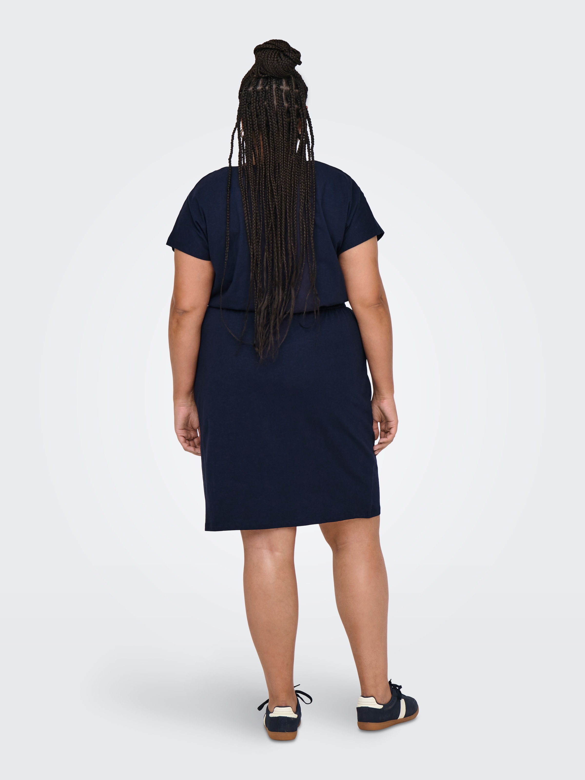 ONLY CARMAKOMA Jerseykleid »CARLILA S/L V-NECK KNEE DRESS JRS BS«