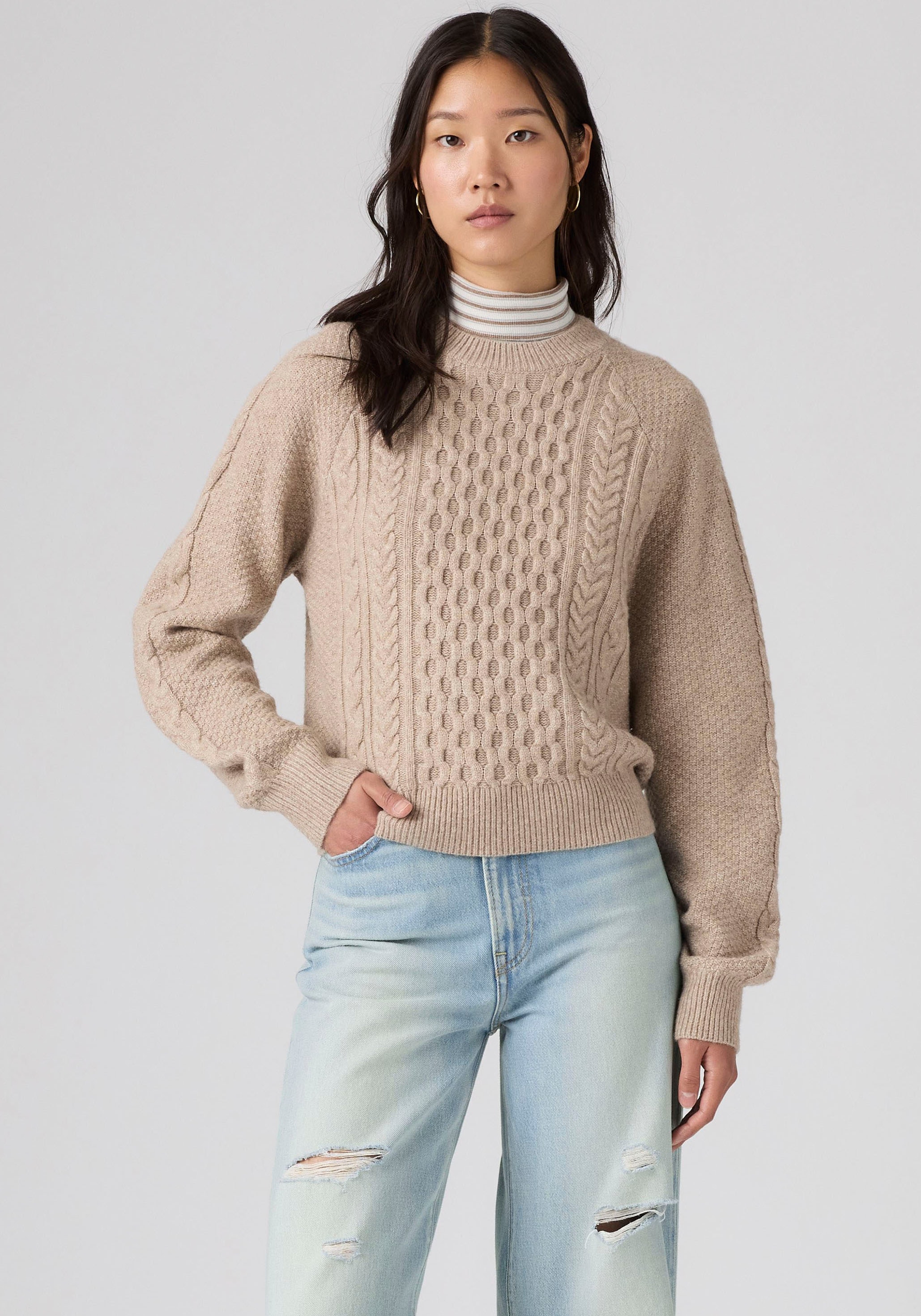 Image of Levis Rundhalspullover "JOLIE CABLE CREWNECK SWEATER" mit Zopfmuster, weicher Materialmix